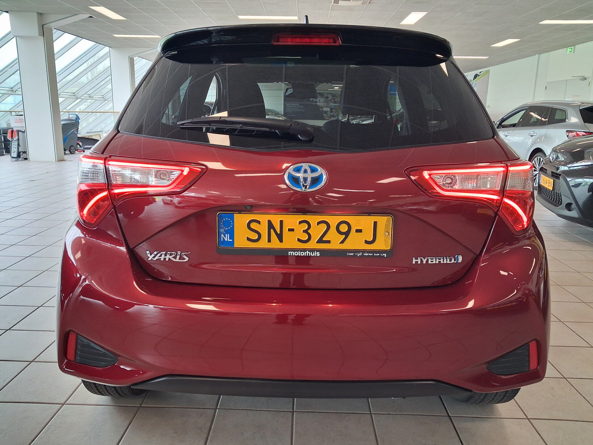 Toyota Yaris 1.5 Hybrid Bi-Tone Plus - Afbeelding 5