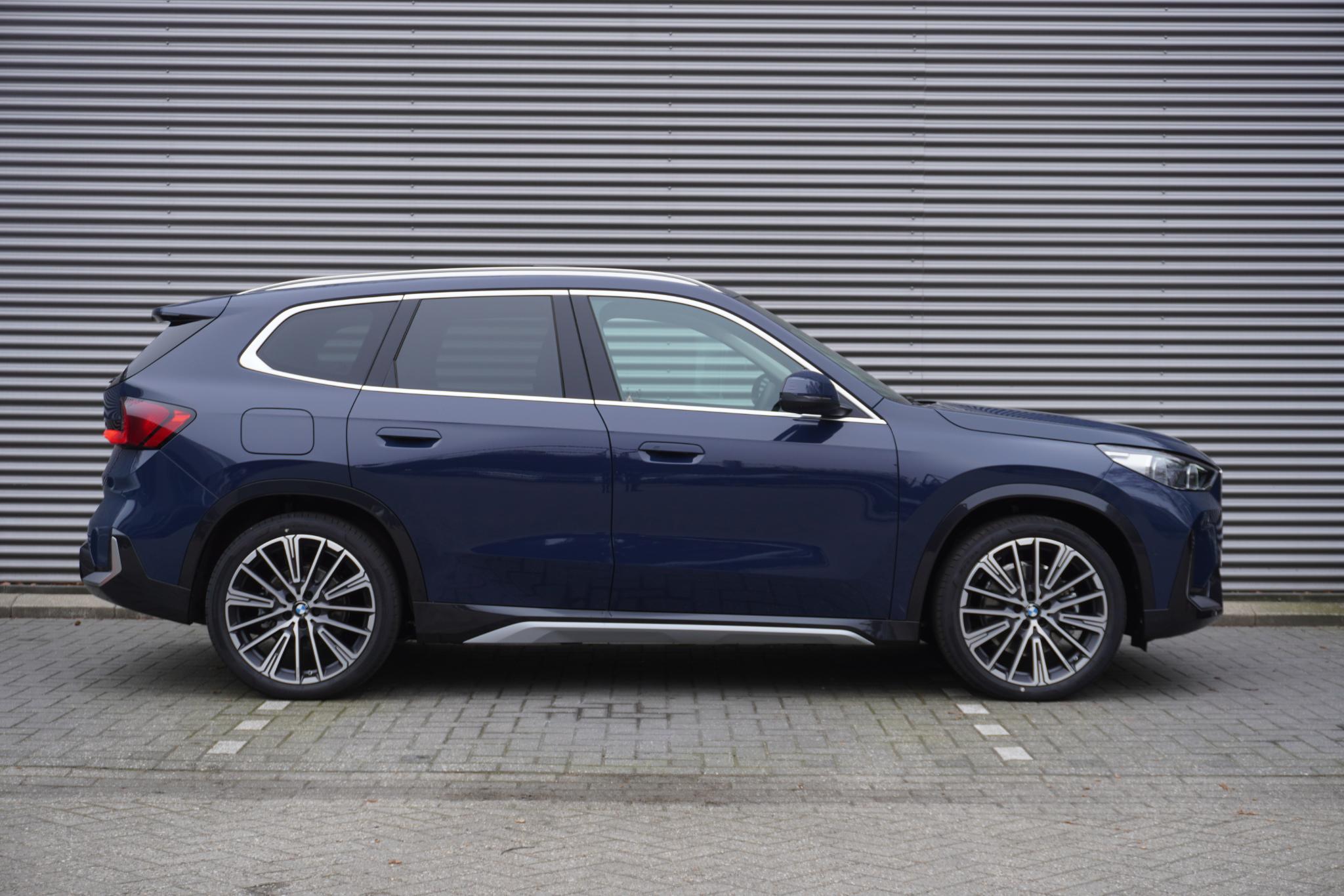 BMW iX1 xDrive30 - Afbeelding 4