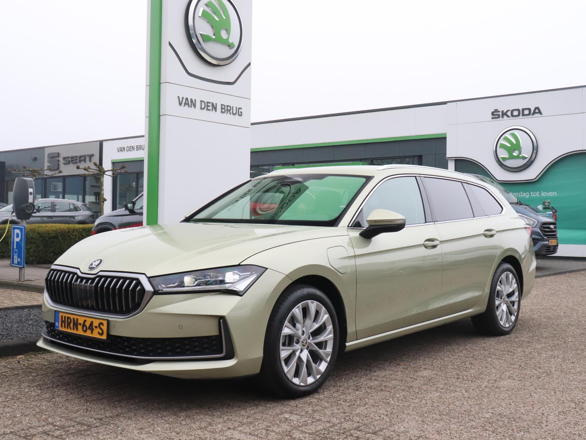 Škoda Superb Combi 1.5 TSI 204pk PHEV Laurin & Klement