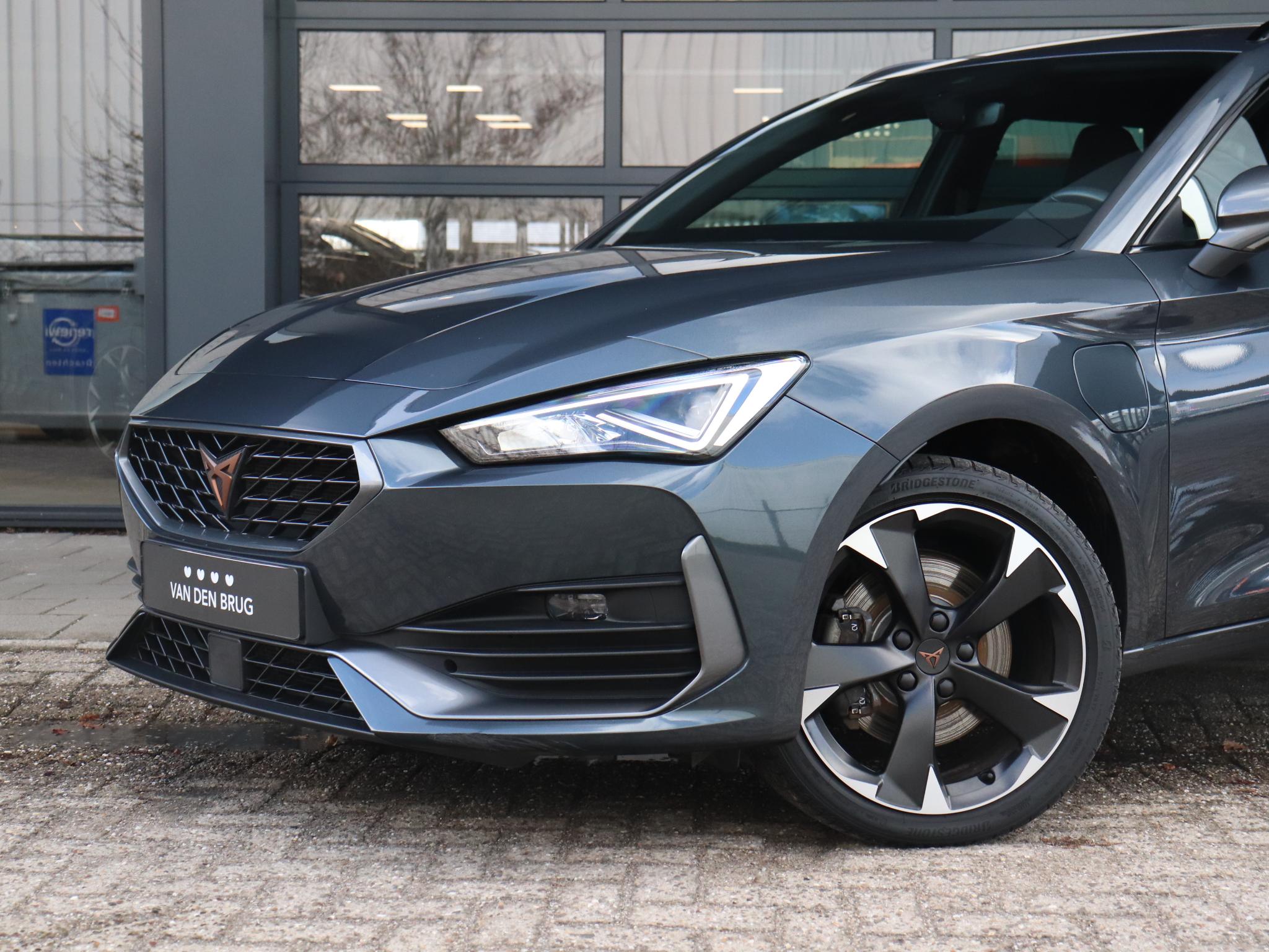 CUPRA Leon Sportstourer 1.4 e-Hybrid 204pk - Afbeelding 2