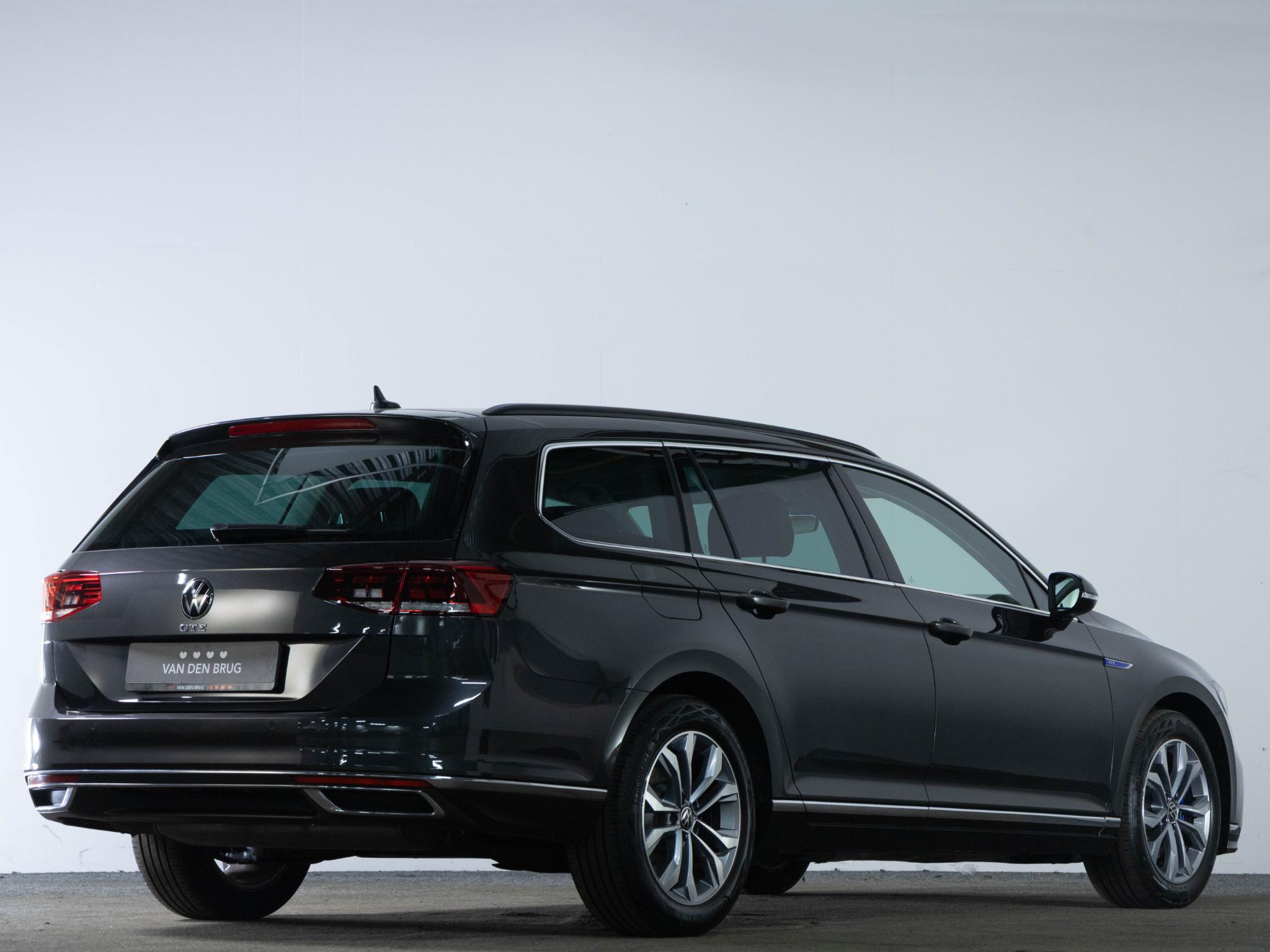Volkswagen Passat Variant GTE 1.4 TSI 218 PK DSG PHEV Business - Afbeelding 2