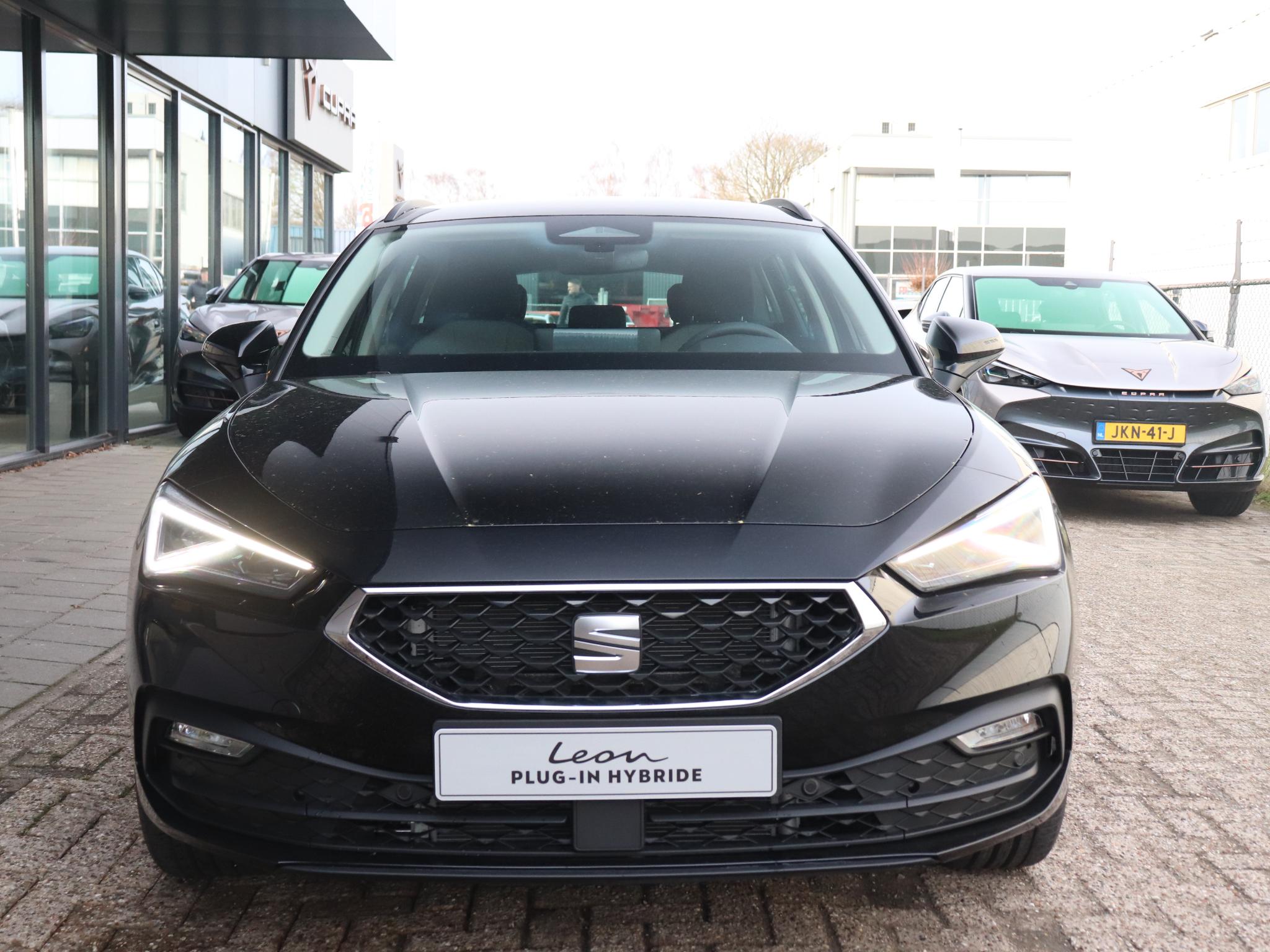 SEAT Leon Sportstourer Style Business Intense 1.5 TSI eHybrid 150 kW / 20 - Afbeelding 5