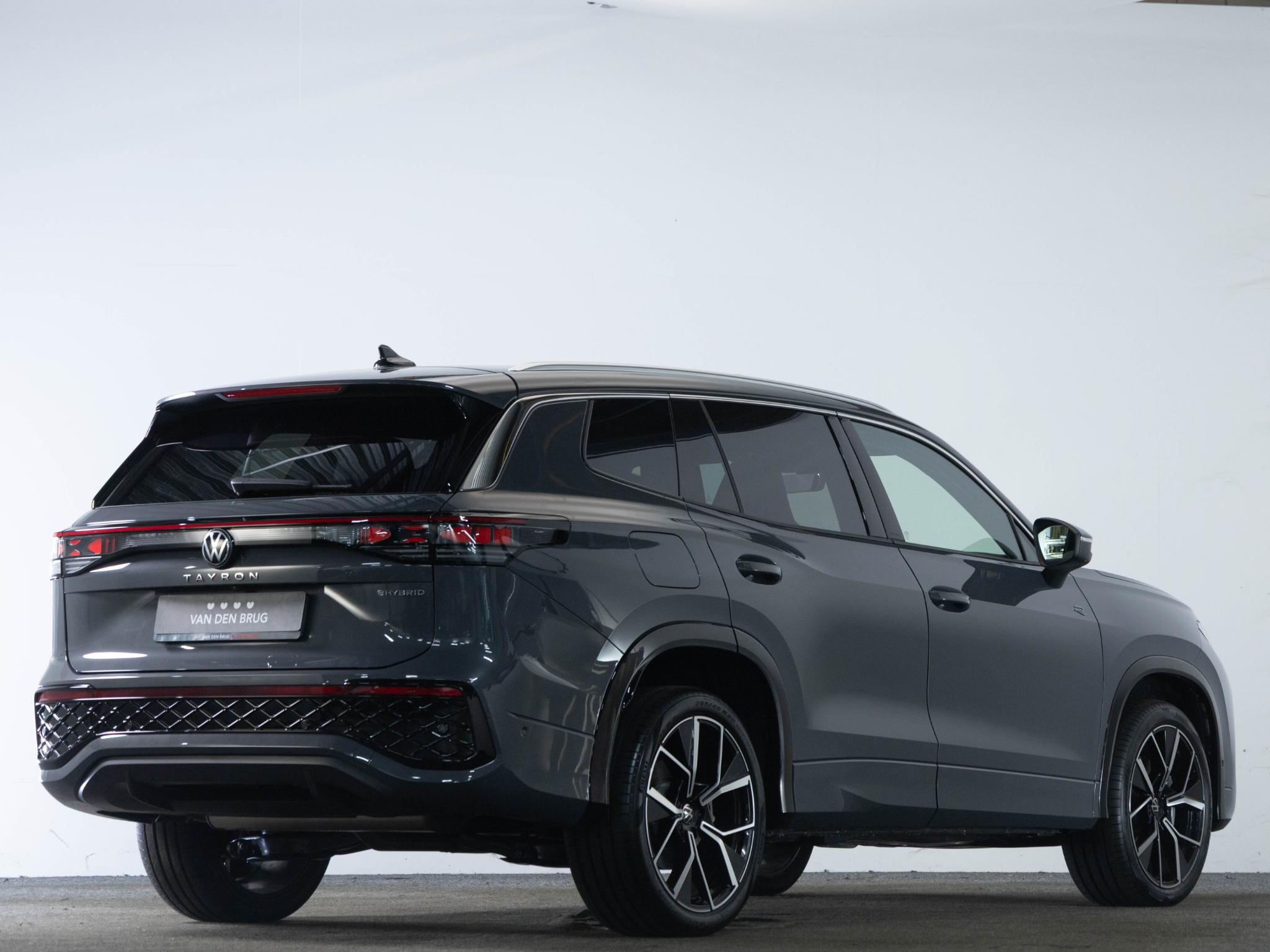 Volkswagen Tayron R-Line 1.5 eHybrid 204 PK - Afbeelding 2