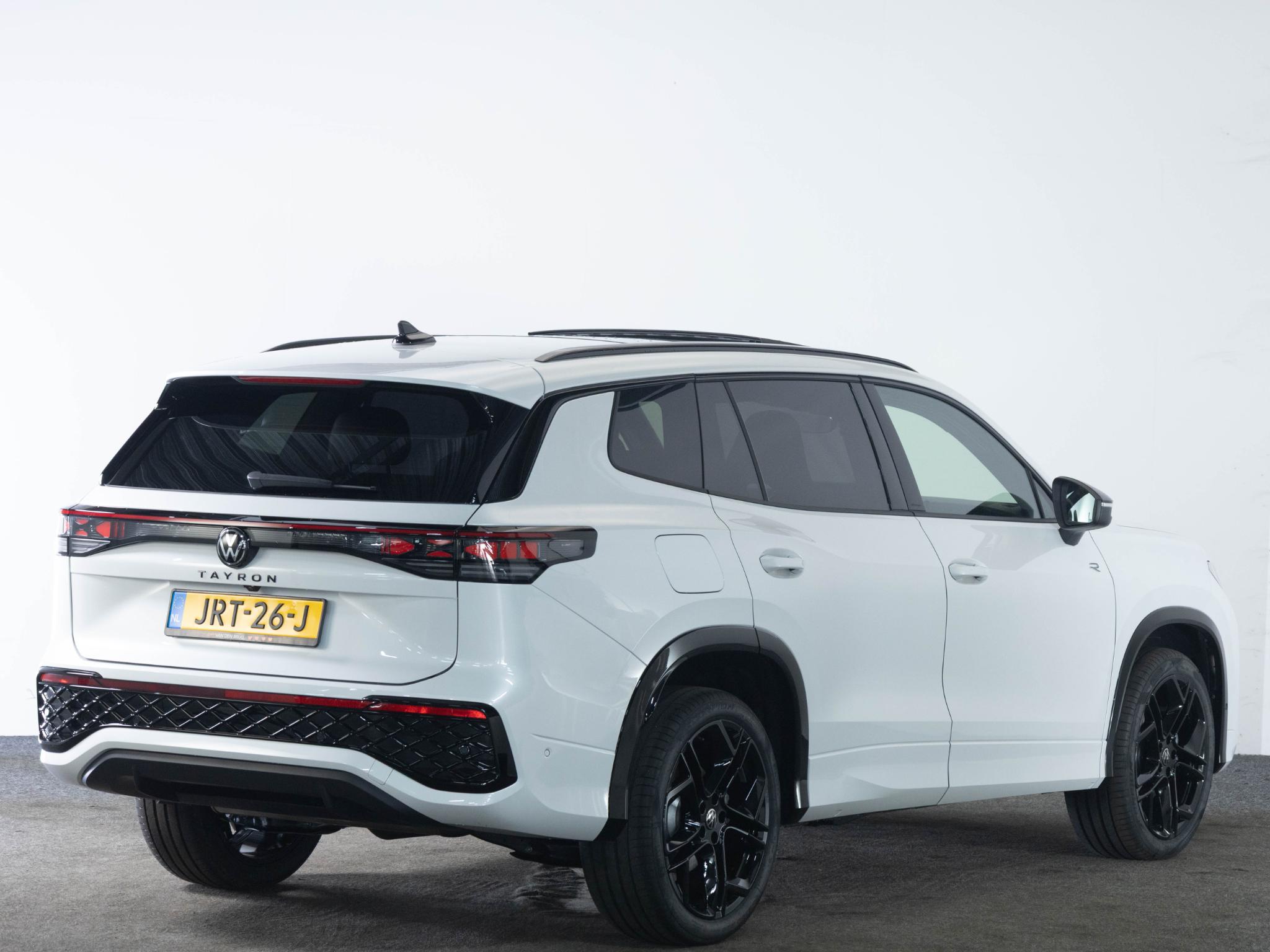 Volkswagen Tayron R-Line Edition 1.5 eHybrid 204 PK SUV - Afbeelding 4