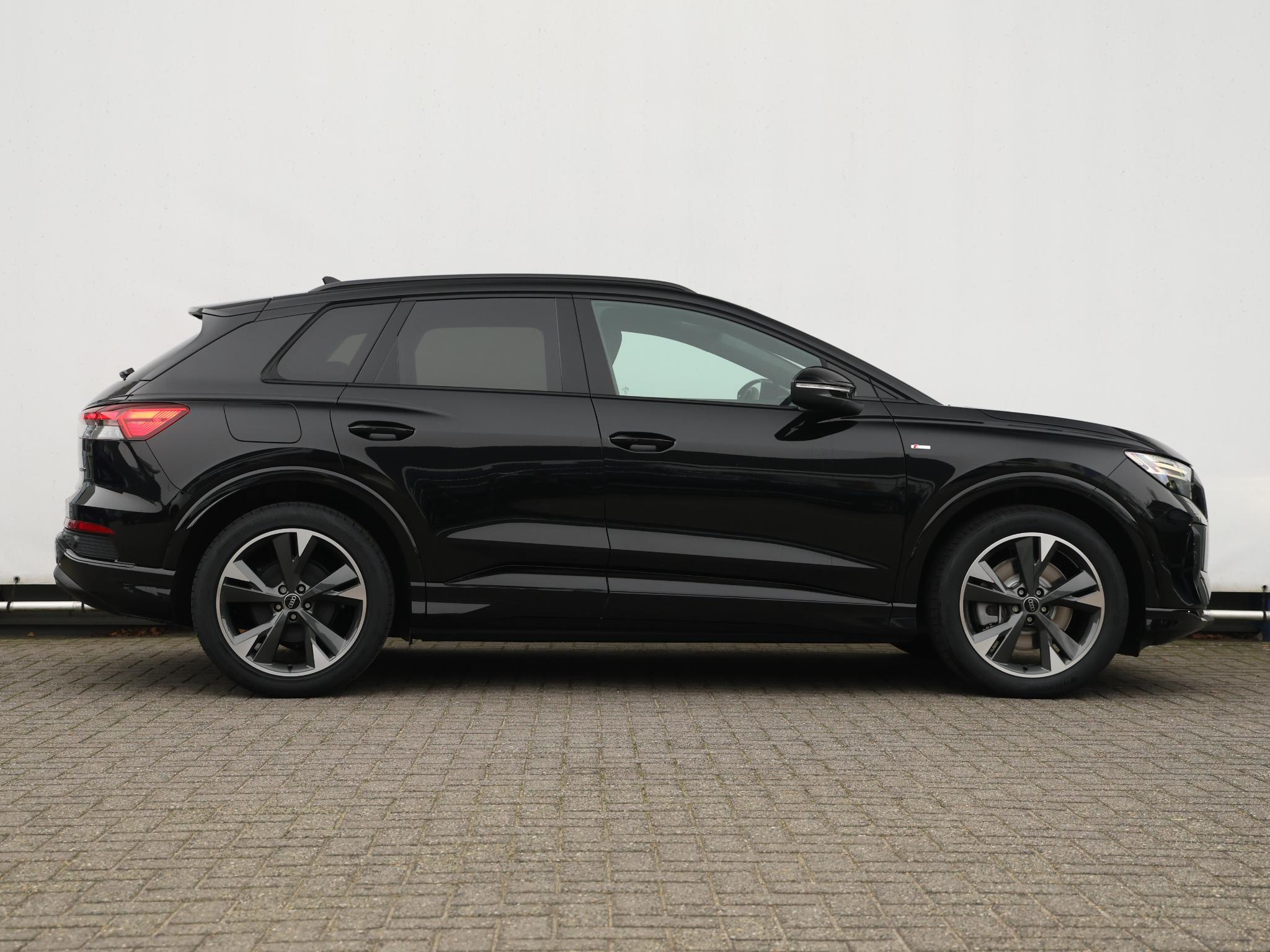 Audi Q4 e-tron S edition Competition 45 82 kWh | 286 pk - Afbeelding 2