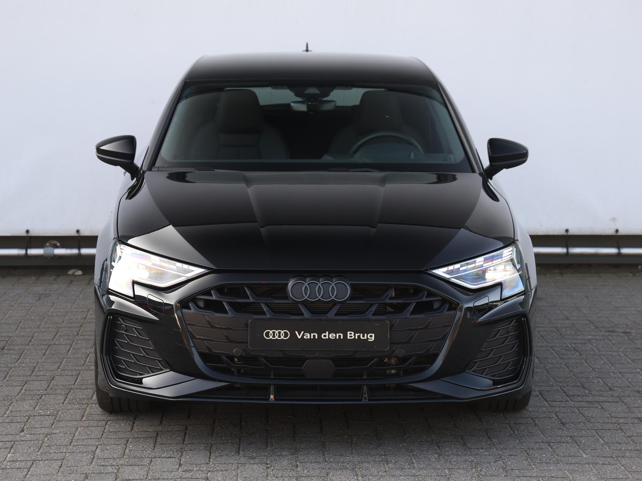 Audi A3 Sportback 45 TFSI e S edition Competition - Afbeelding 4