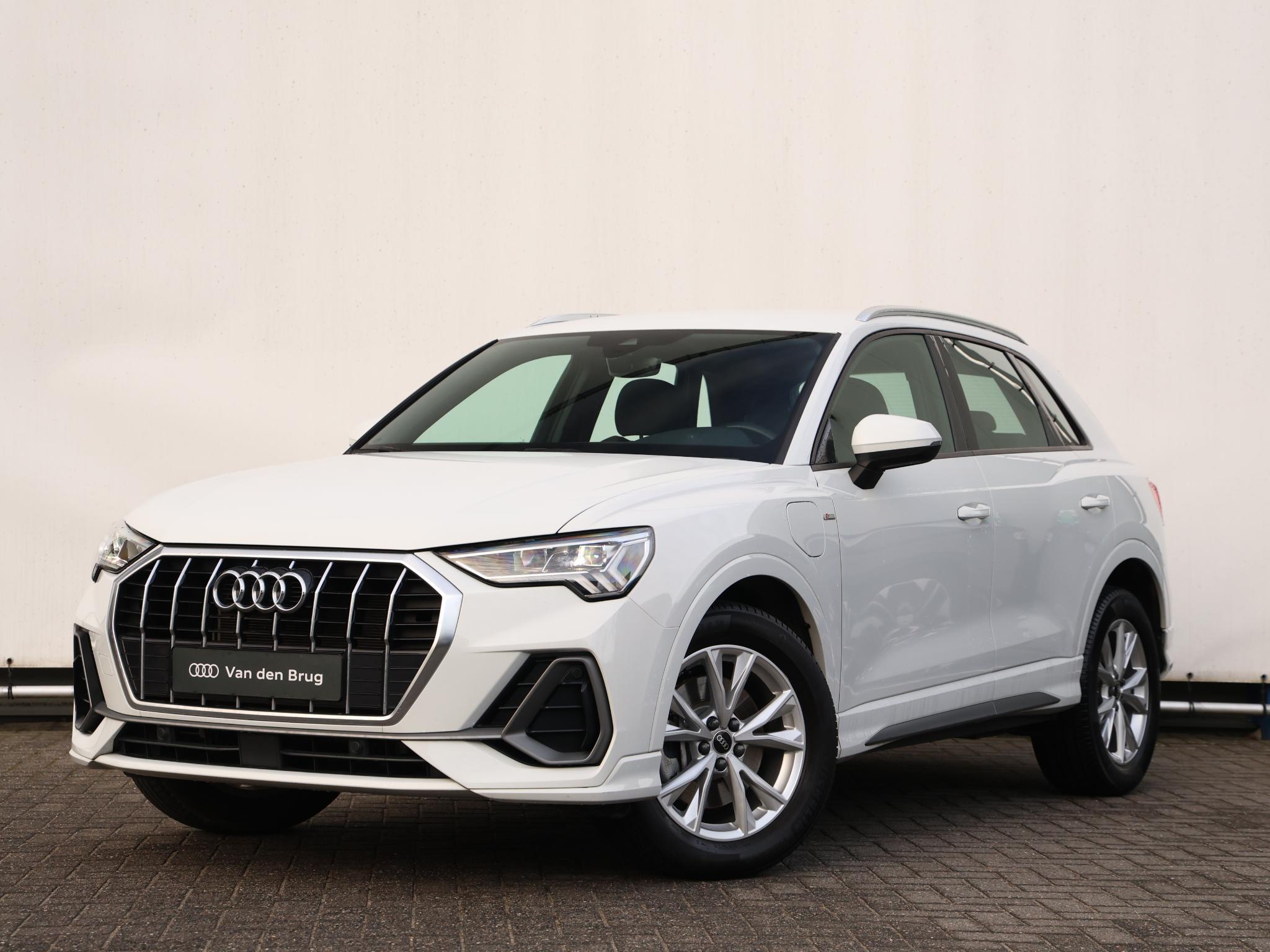 Audi Q3 45 TFSI e S edition