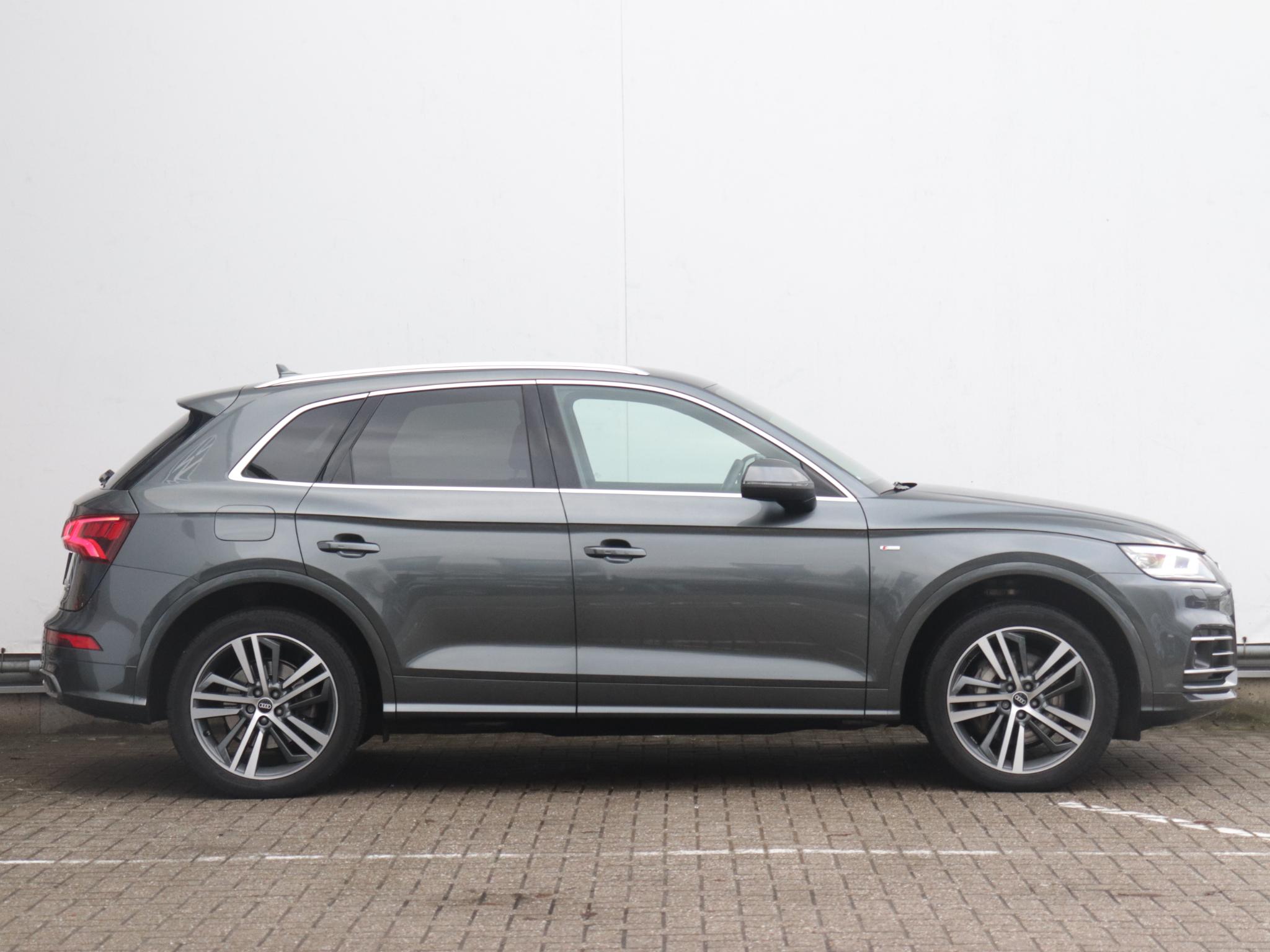 Audi Q5 55 TFSI e S edition - Afbeelding 2