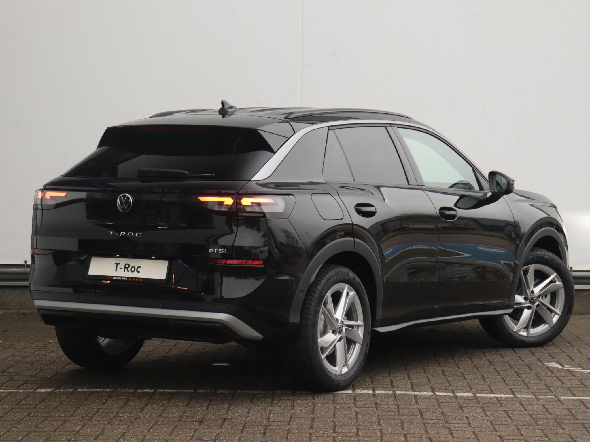 Volkswagen T-Roc Life First Edition 1.5 eTSI 85 kW / 116 PK SUV 7 v - Afbeelding 4