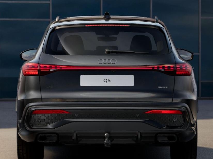 Audi Q5 S edition Competition e-hybrid 270kW / 367PK - Afbeelding 4