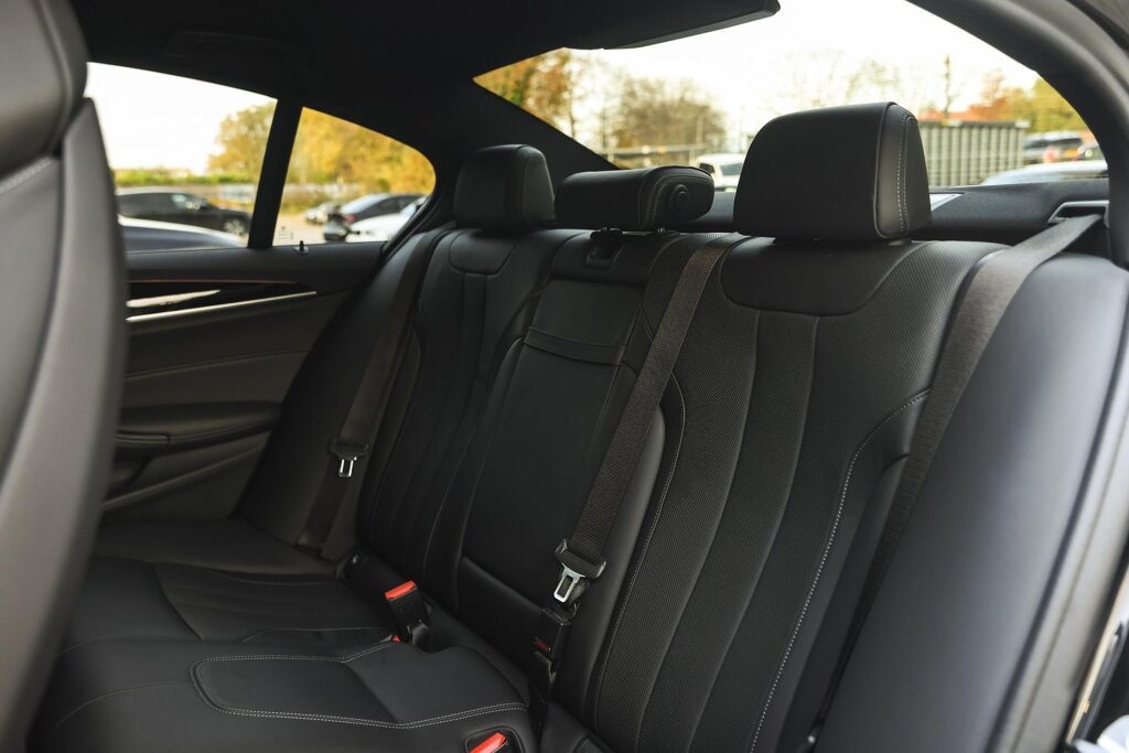 BMW M5 12