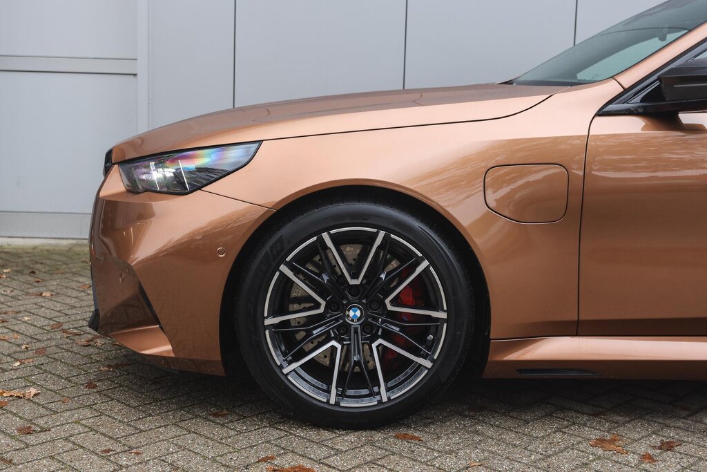 BMW M5 4