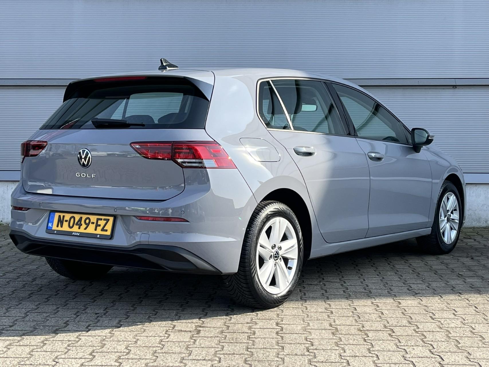 Volkswagen Golf 1.0 TSI  110pk Life - Afbeelding 2