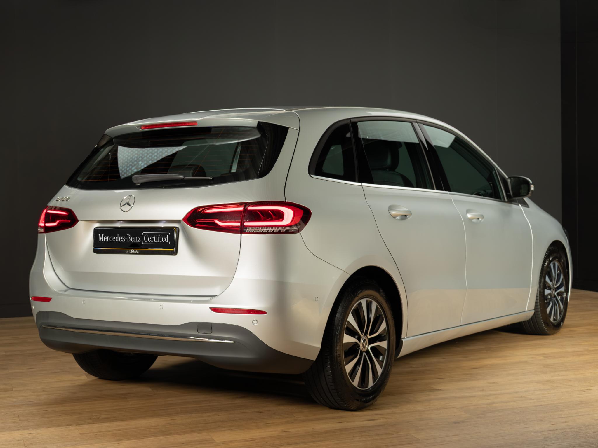 Mercedes-Benz B-Klasse 180 Business Solution Luxury - Afbeelding 2