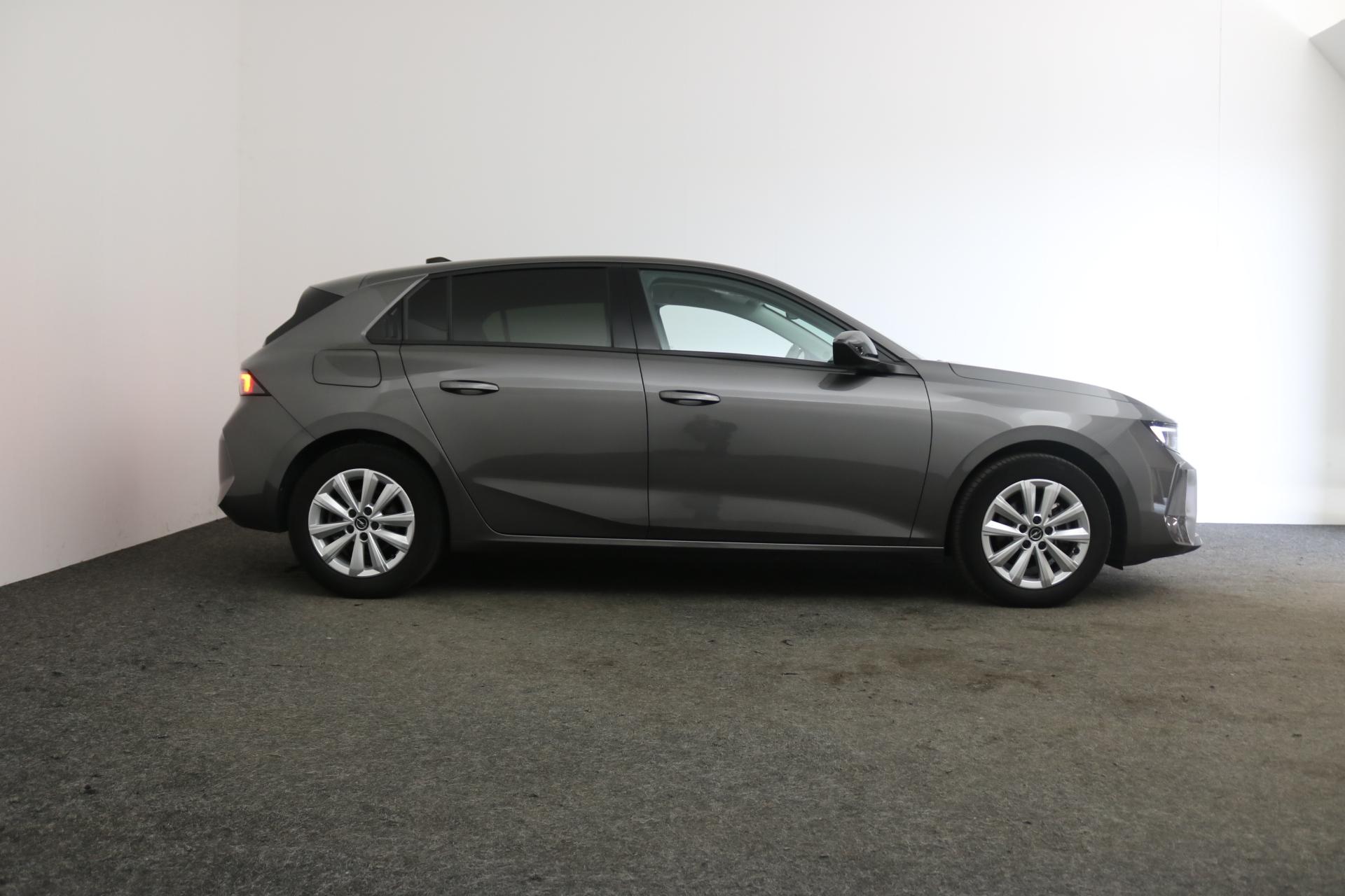 Opel Astra EDITION *ZETEL STUURVERWARMING*DAB*CARPLAY*CAMERA SENSOREN*KLIMAATREGELING* - Afbeelding 3