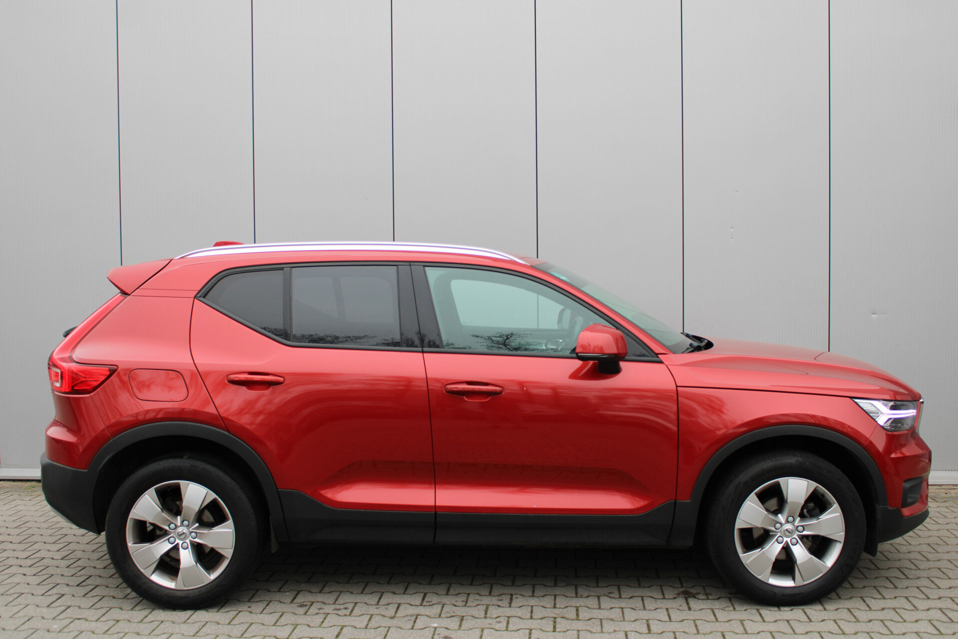 Volvo XC40 T3 Business Pro - Afbeelding 3