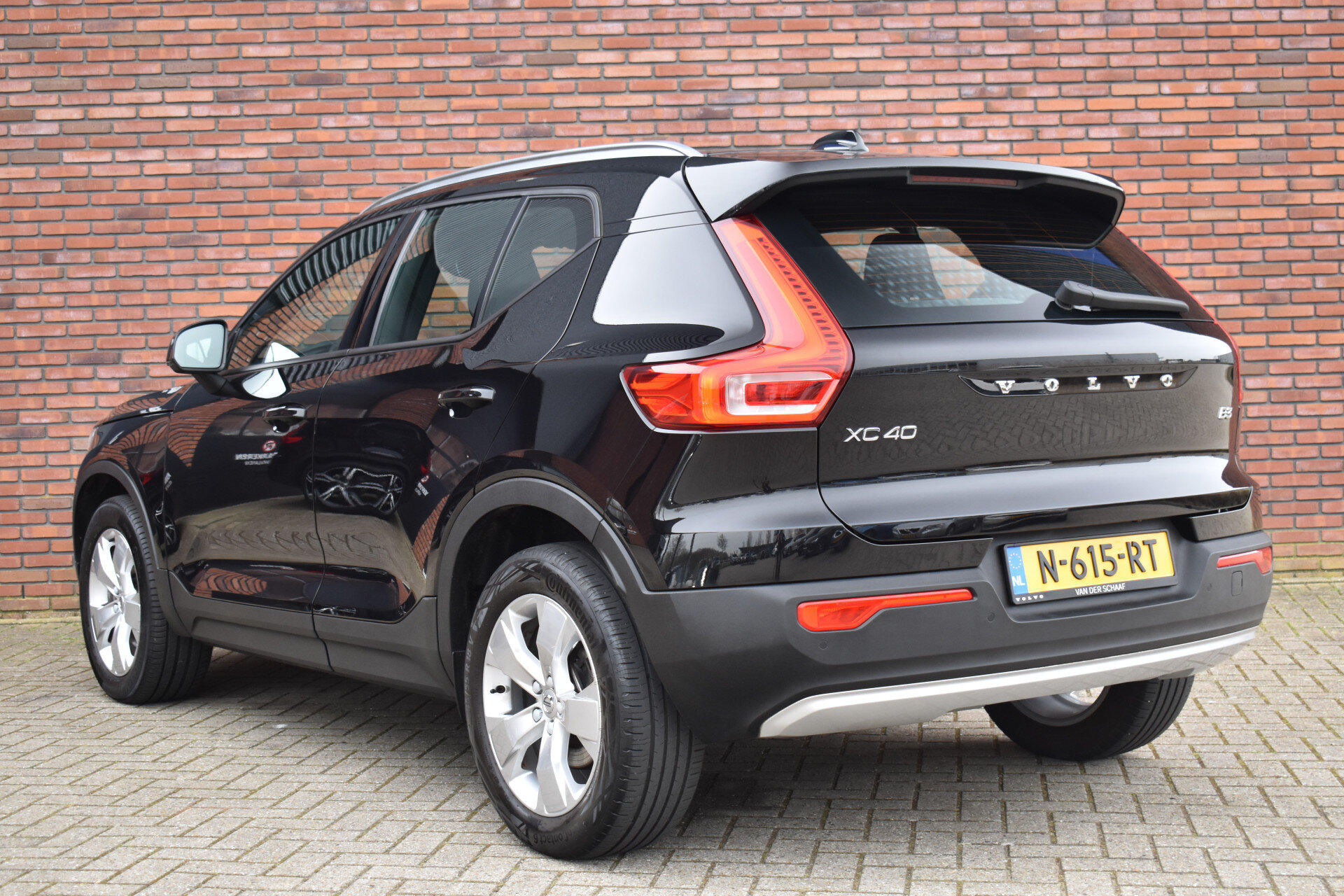 Volvo XC40 B3 177PK Momentum Business - Afbeelding 2