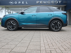 Peugeot e-3008 SUV Allure EV 73 kWh 210pk, Rijklaarprijs, Navigatie Keyless Entry & Start Camera - Afbeelding 2