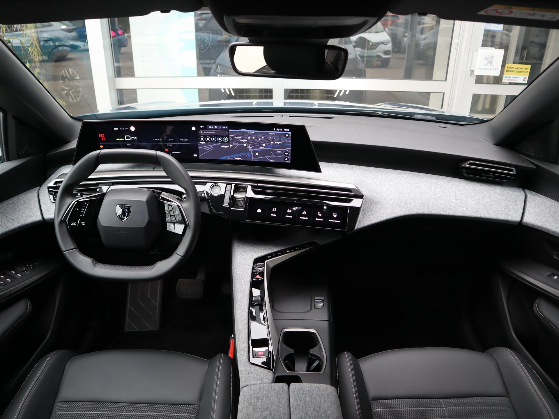 Peugeot e-3008 SUV Allure EV 73 kWh 210pk, Rijklaarprijs, Navigatie Keyless Entry & Start Camera - Afbeelding 5