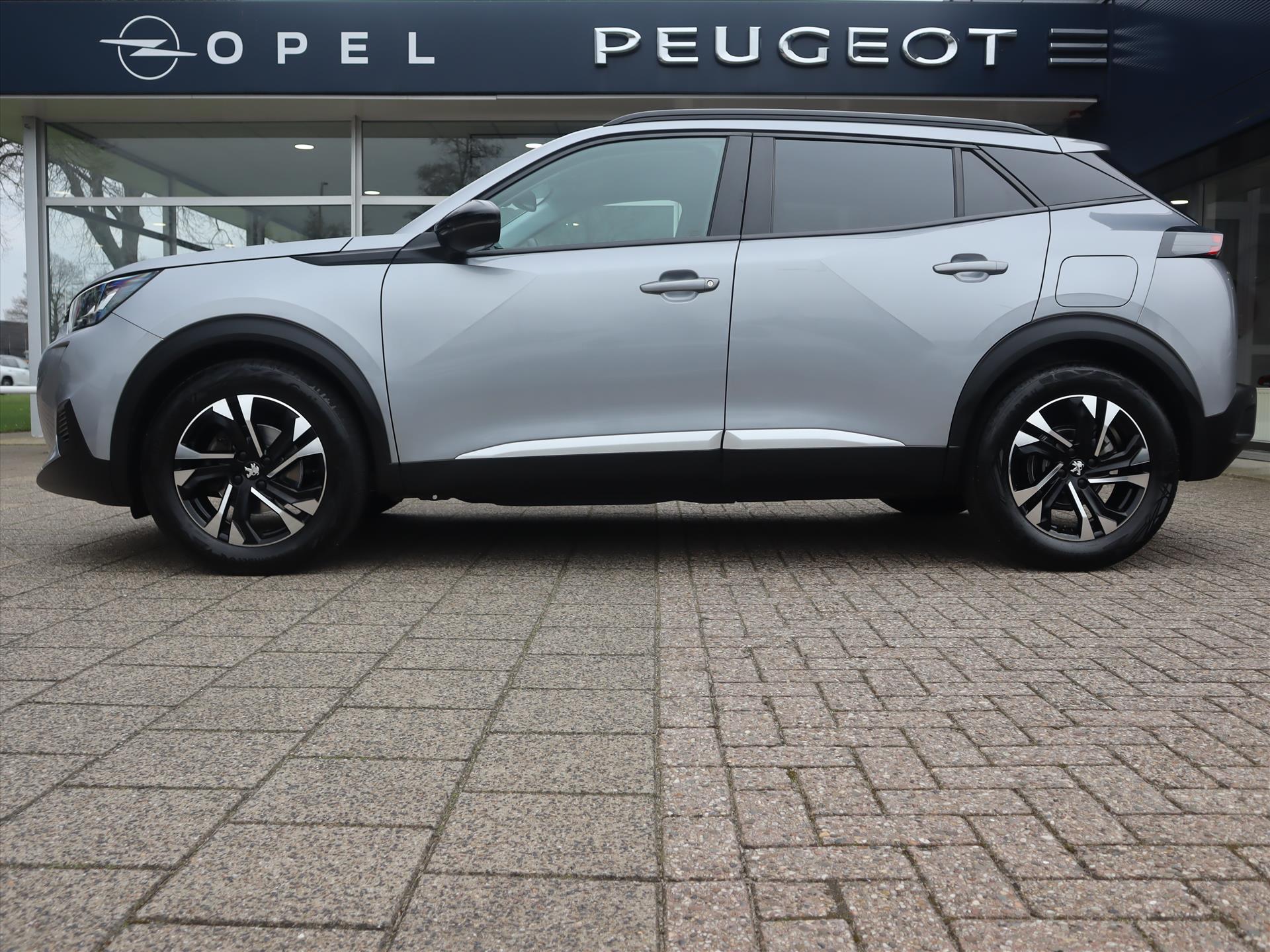 Peugeot 2008 Allure Pack PureTech 130pk EAT8 Automaat, Rijklaarprijs, Navigatie Adaptieve Cruise Control LED verlichting Trekhaak - Afbeelding 2