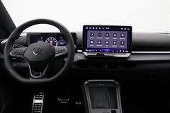 Volkswagen T-Roc 1.5 eTsi R-Line First Edition 150PK DSG Pano-Schuifdak, Trekhaak - Afbeelding 2