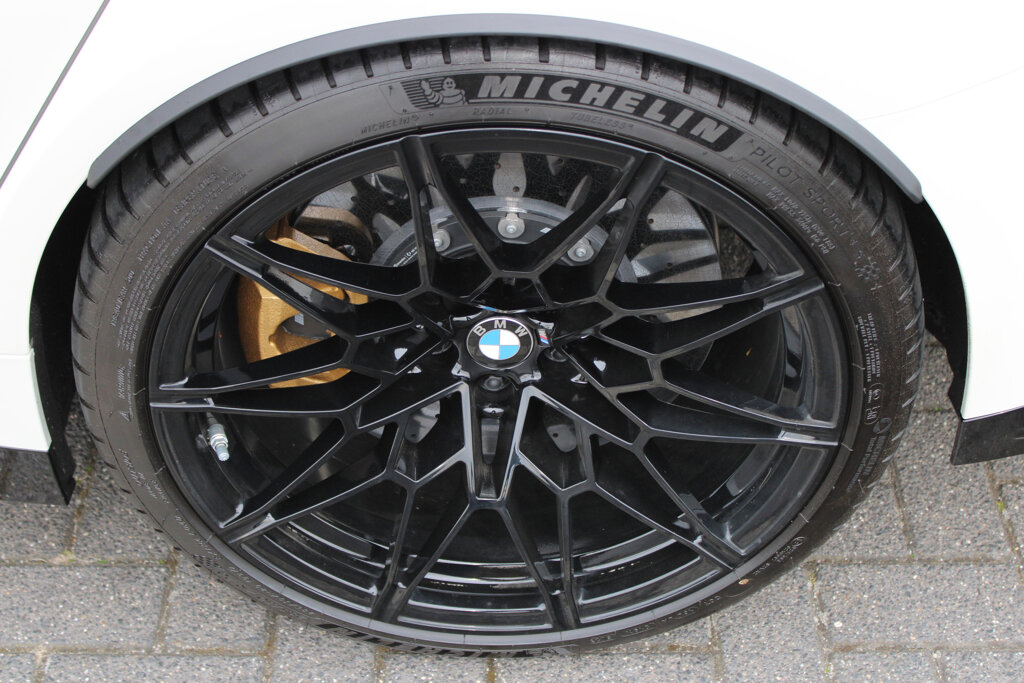 BMW M3 40