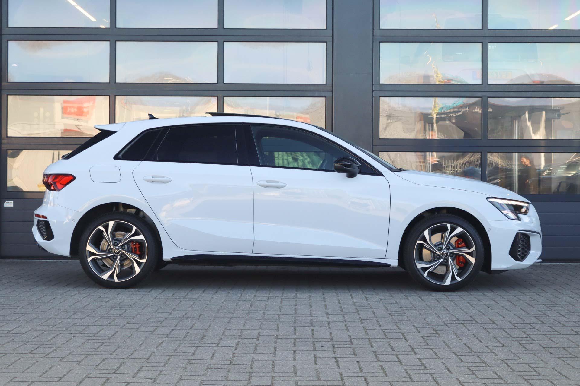 Audi A3 Sportback 45 TFSIe 245pk S Edition Competition - Afbeelding 3