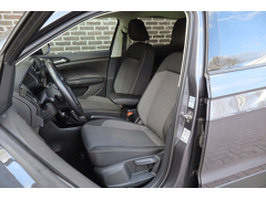 Volkswagen T-Cross 1.0 TSI 115pk DSG Life Edition - Afbeelding 4