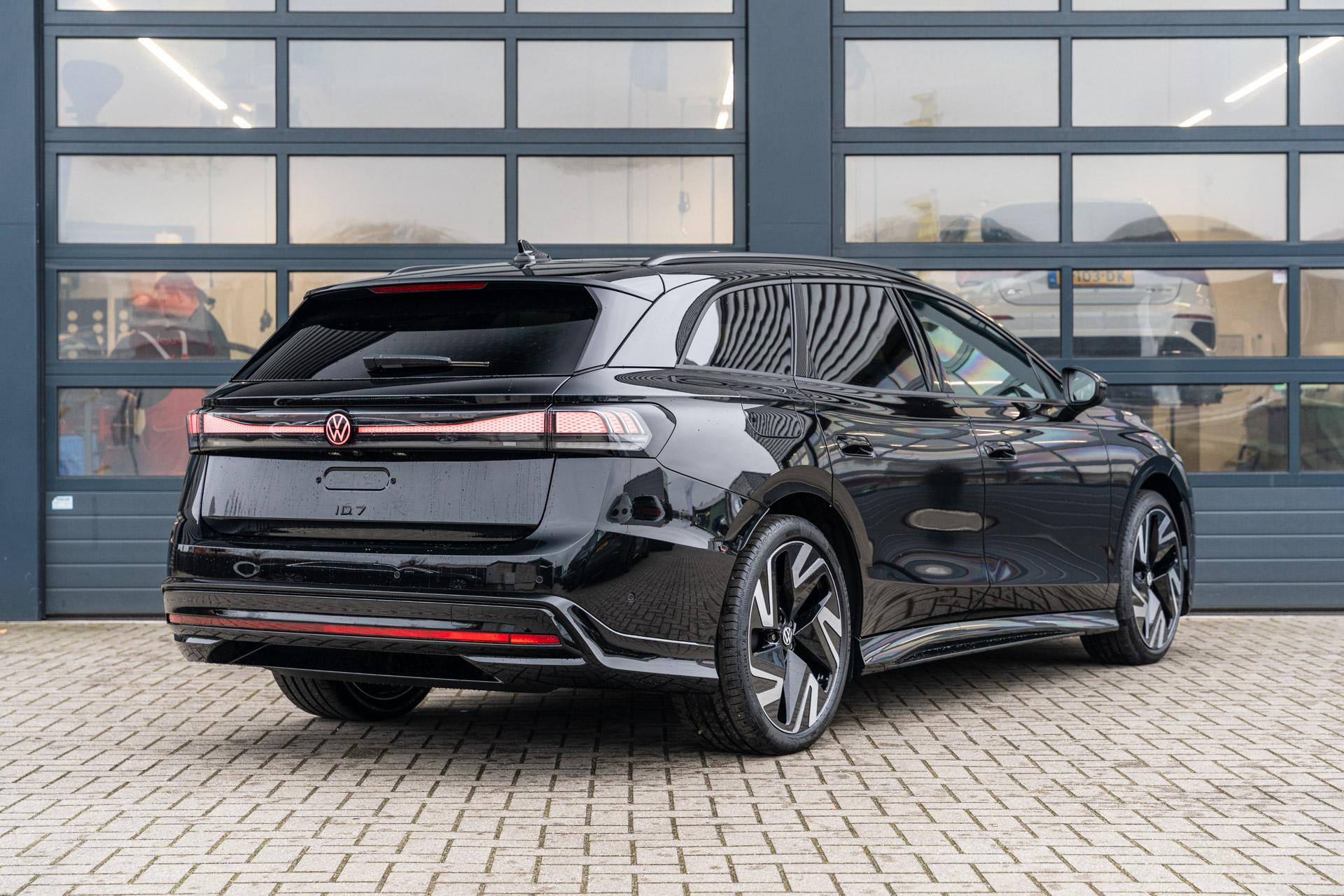 Volkswagen ID.7 Tourer 286pk Pro S Limited Edition 86 kWh - Afbeelding 2