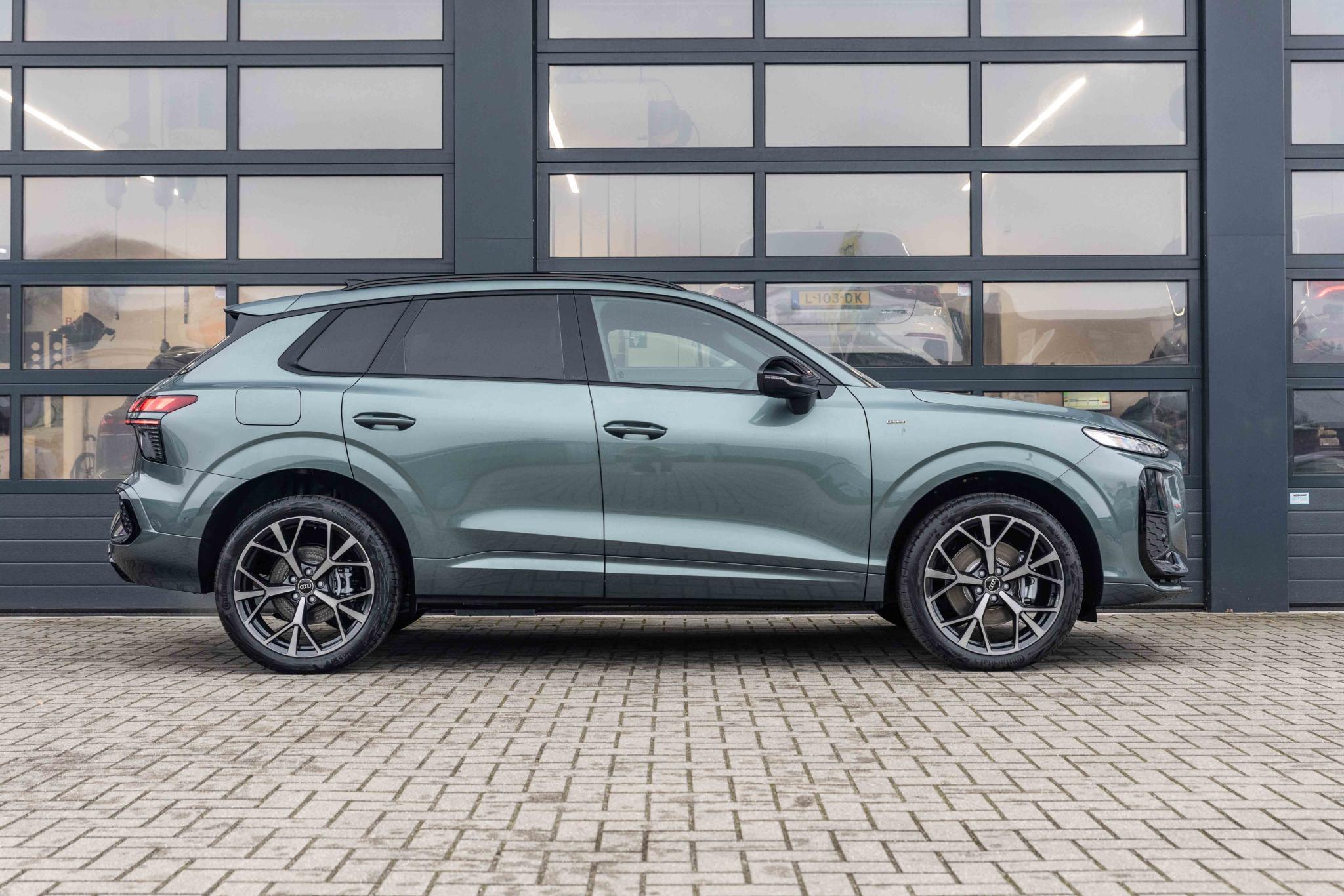 Audi Q3 1.5 272pk e-hybrid S edition - Afbeelding 3