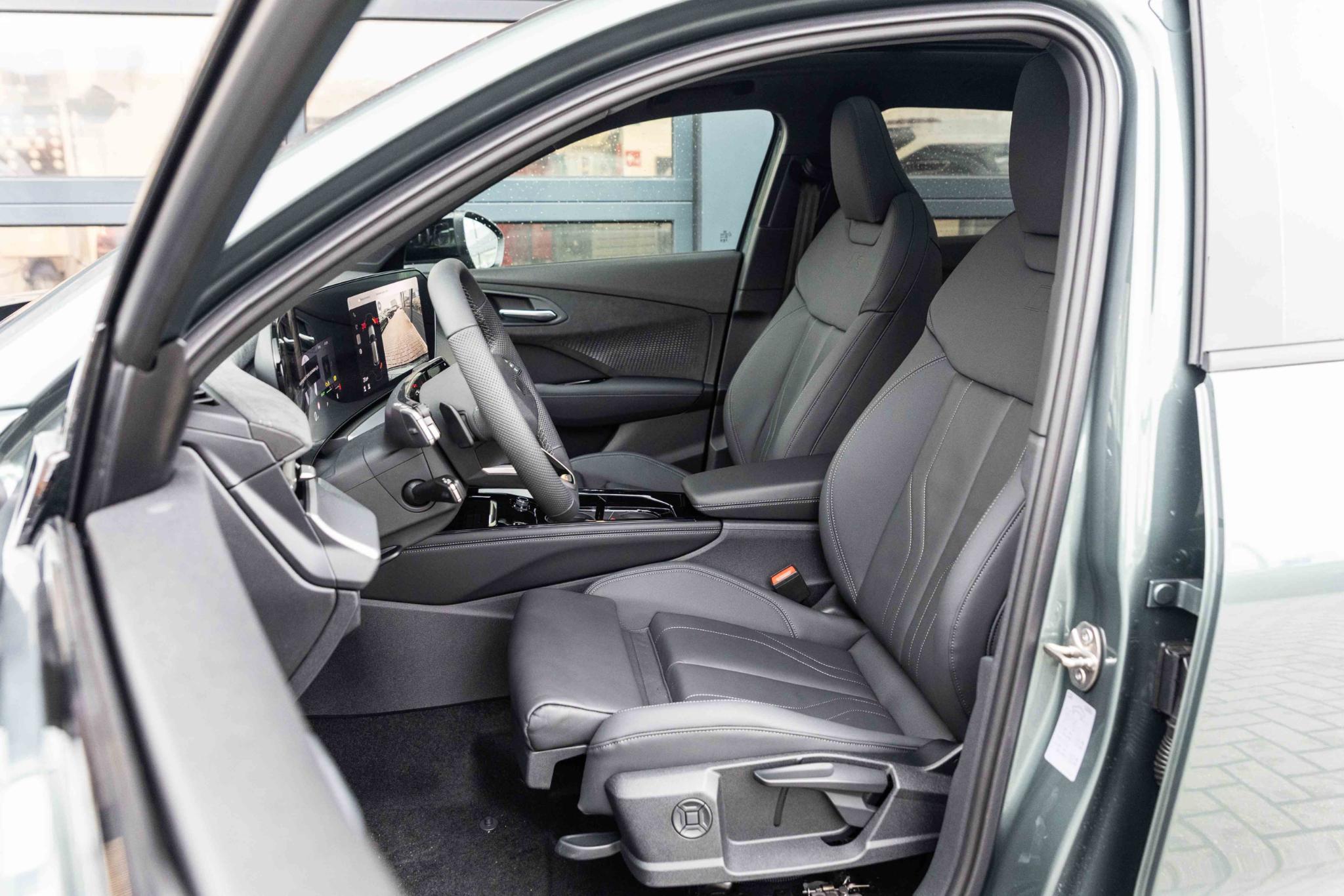 Audi Q3 1.5 272pk e-hybrid S edition - Afbeelding 4