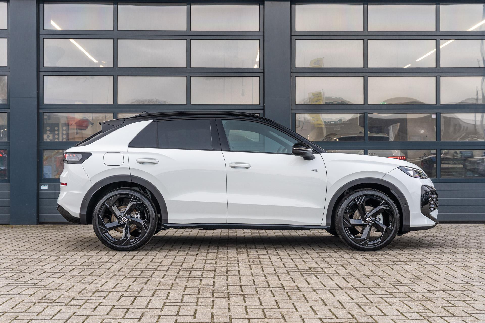 Volkswagen T-Roc 1.5 eTSI 150pk R-Line First Edition - Afbeelding 3