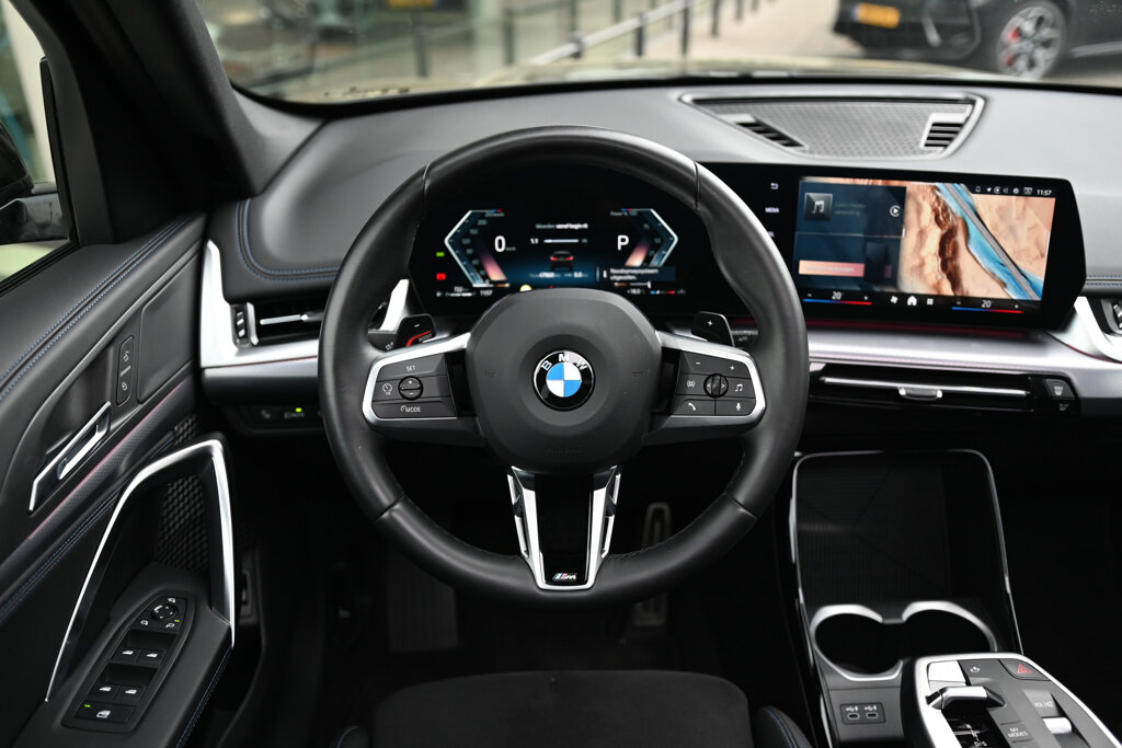 BMW X1 8