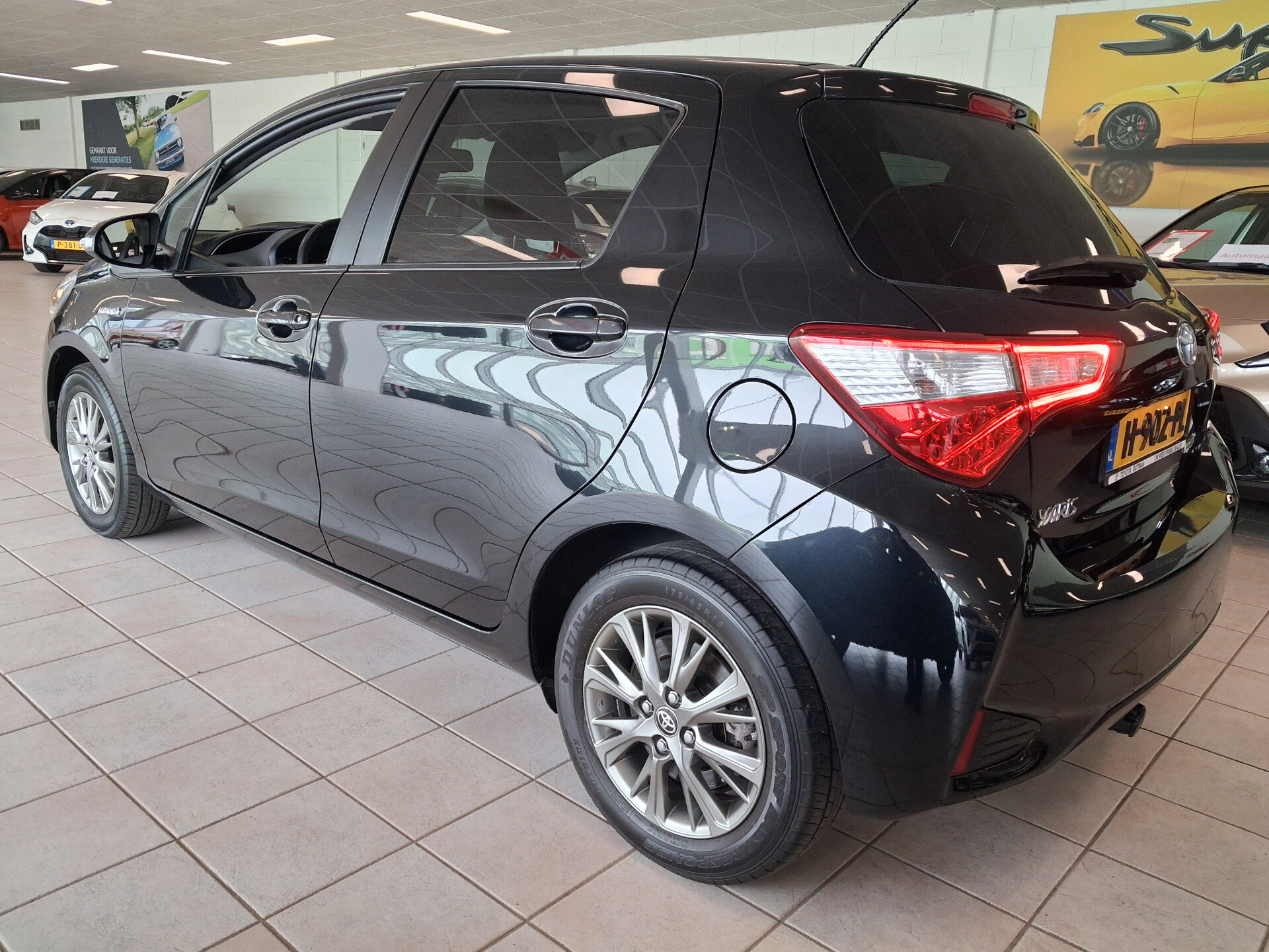 Toyota Yaris 1.5 Hybrid Dynamic - Afbeelding 4