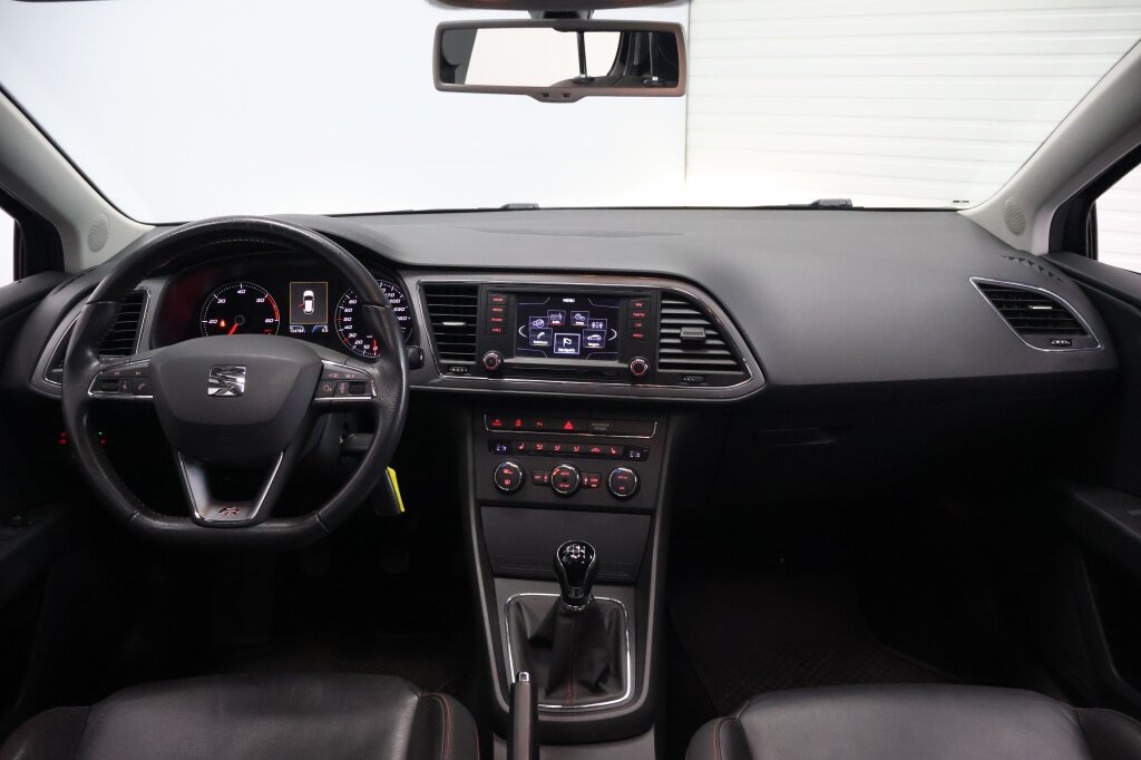 SEAT Leon 2.0 TDI FR 150pk | Panoramadak | Leder | Cruise Control - Afbeelding 2