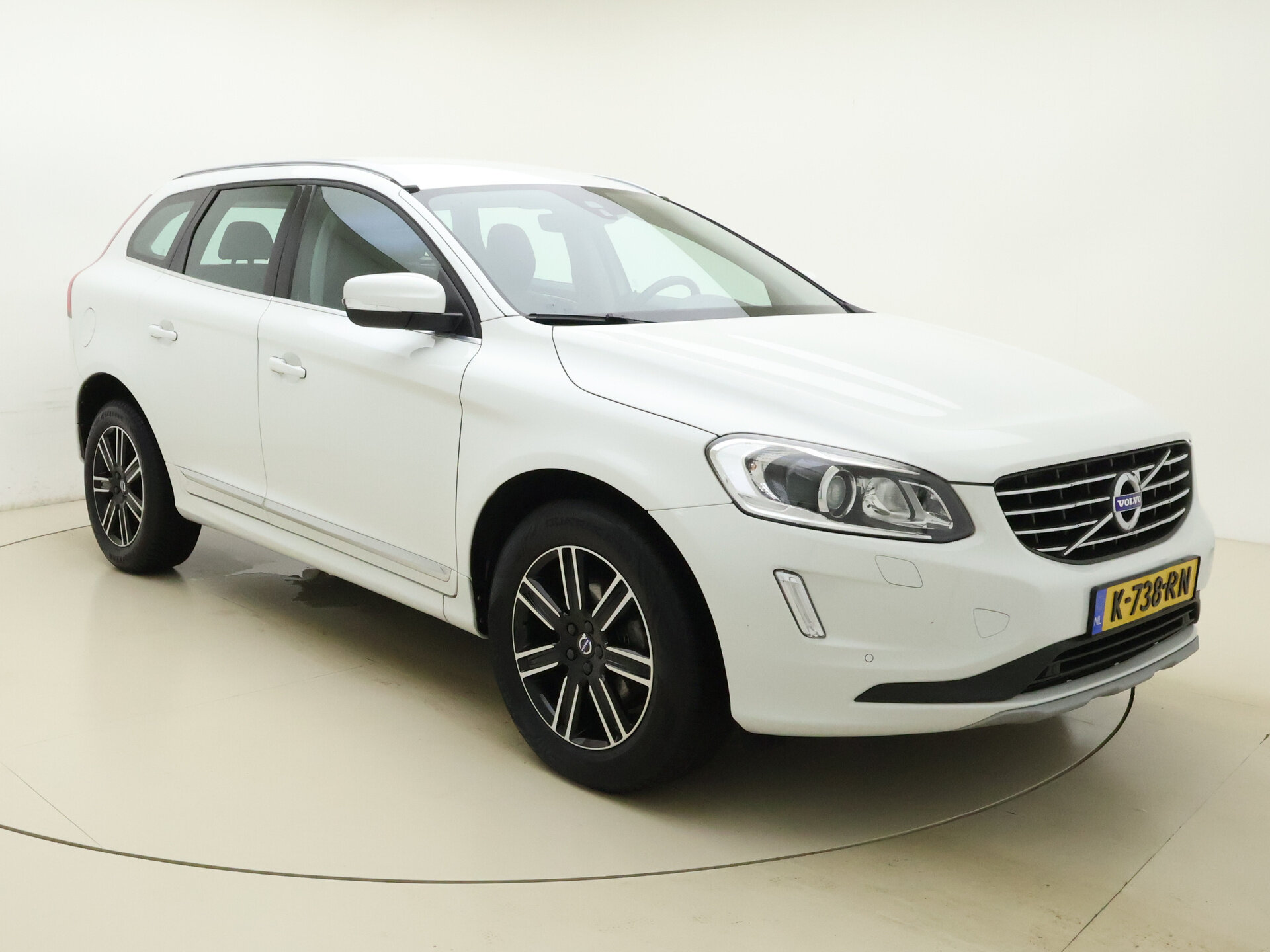 Volvo XC60 D3 150pk Polar+