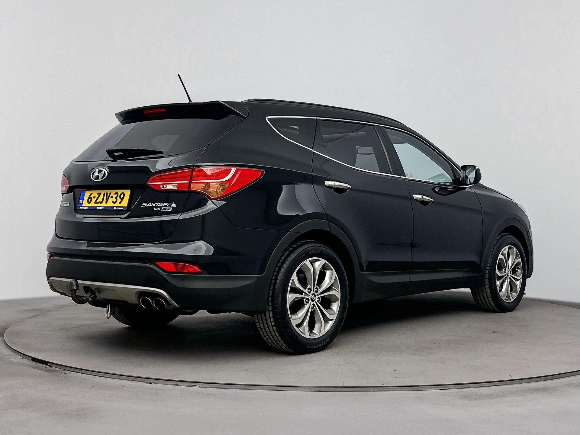 Hyundai Santa Fe 2.4i GDI 4WD i-Catcher Aut. - Afbeelding 3