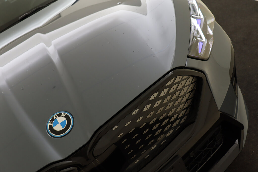 BMW iX2 43