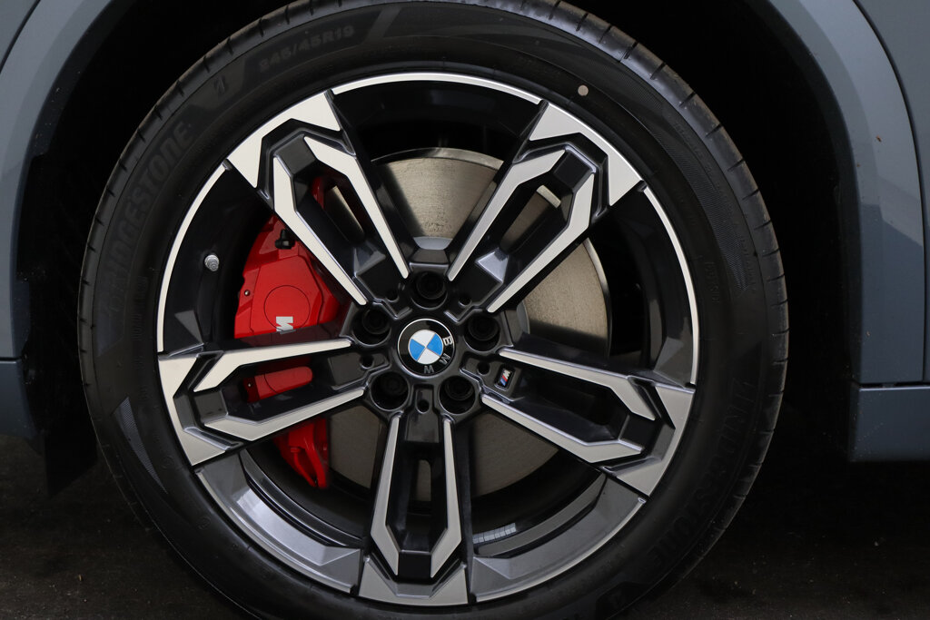 BMW iX2 47