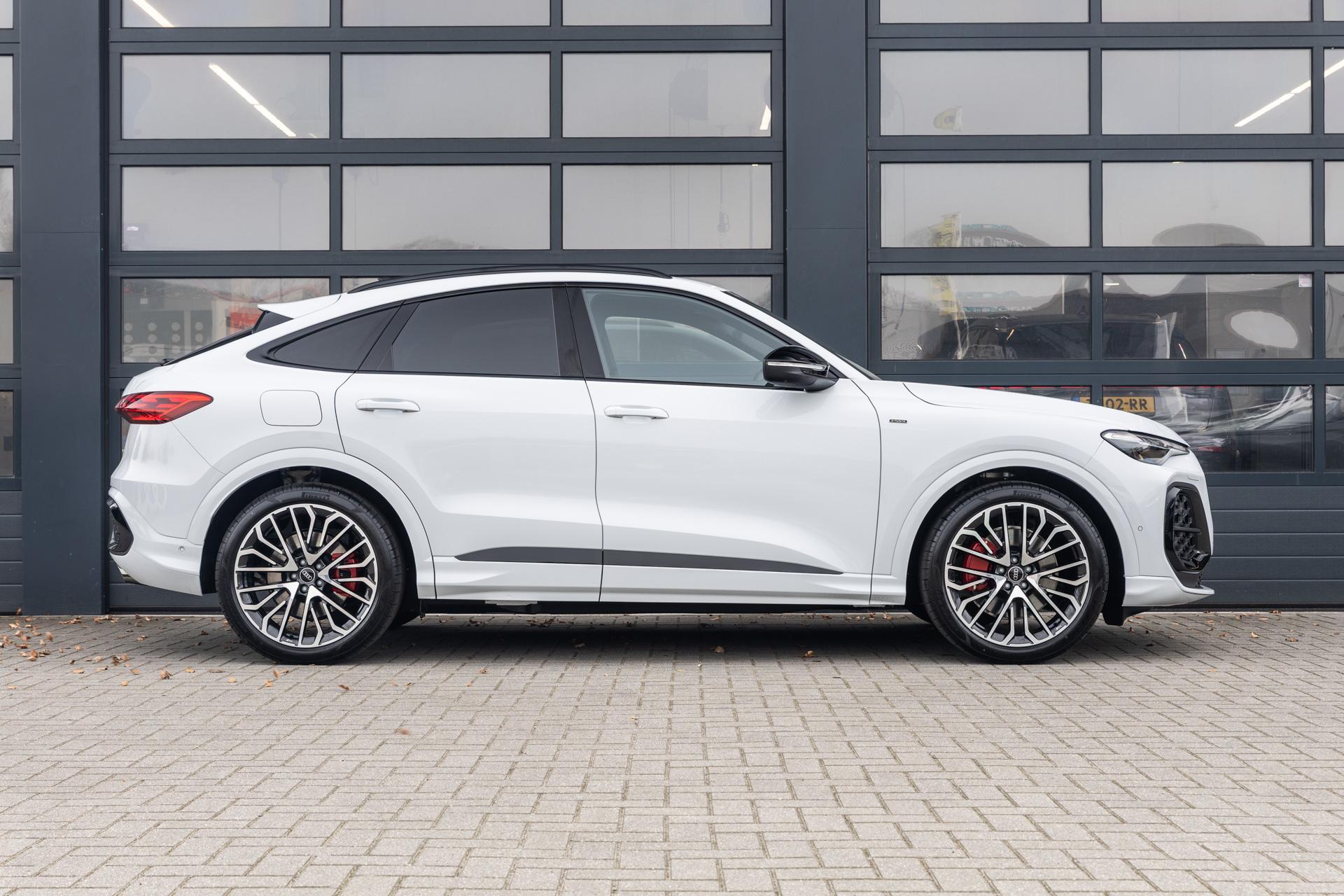 Audi Q5 Sportback 2.0 TFSI e-hybrid quattro S Edition Competition - Afbeelding 3