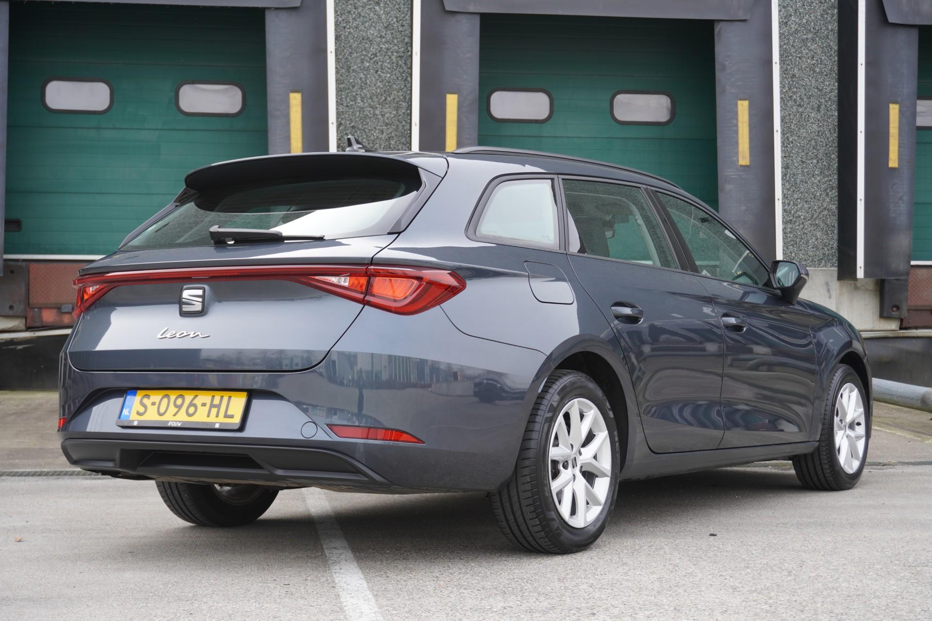 SEAT Leon Sportstourer 1.0 TSI 90pk Reference - Afbeelding 2