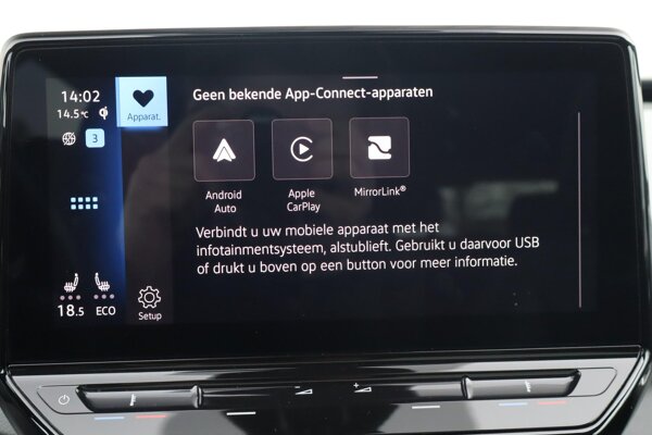 Apple Carplay/Android Auto Apple Carplay/Android Auto