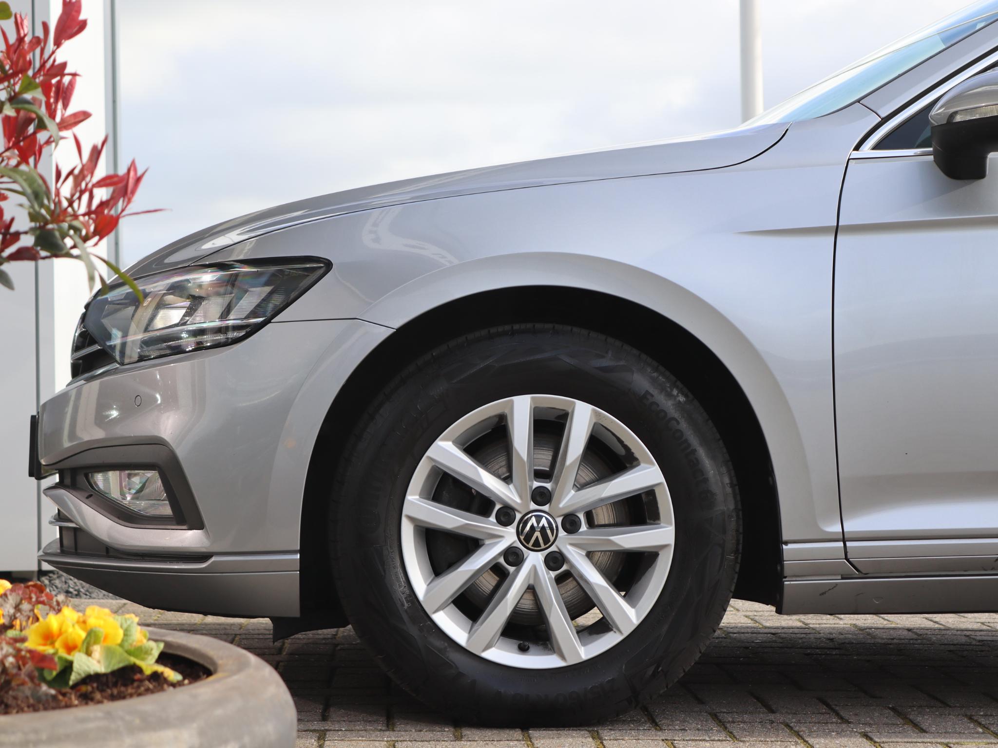 Volkswagen Passat Variant 2.0 TDI 150 pk DSG Business - Afbeelding 2