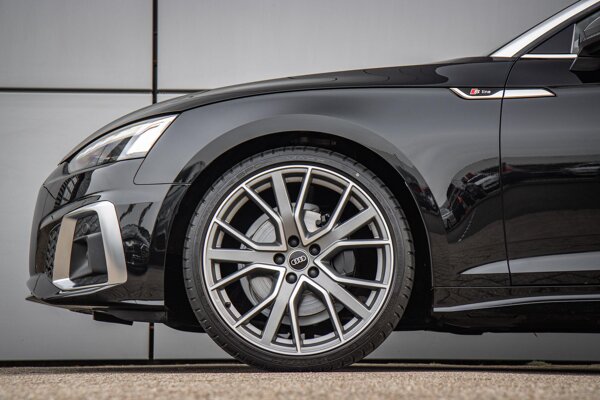 lichtmetalen velgen 5-spaaks 20" lichtmetalen velgen 5-spaaks 20"