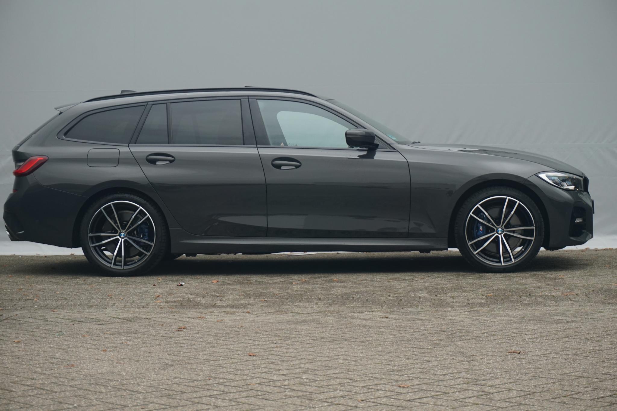 BMW 3 Serie Touring 330e xDrive - Afbeelding 4