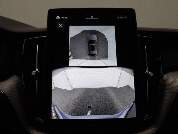 Visual Park Assist met Front "Fisheye" view