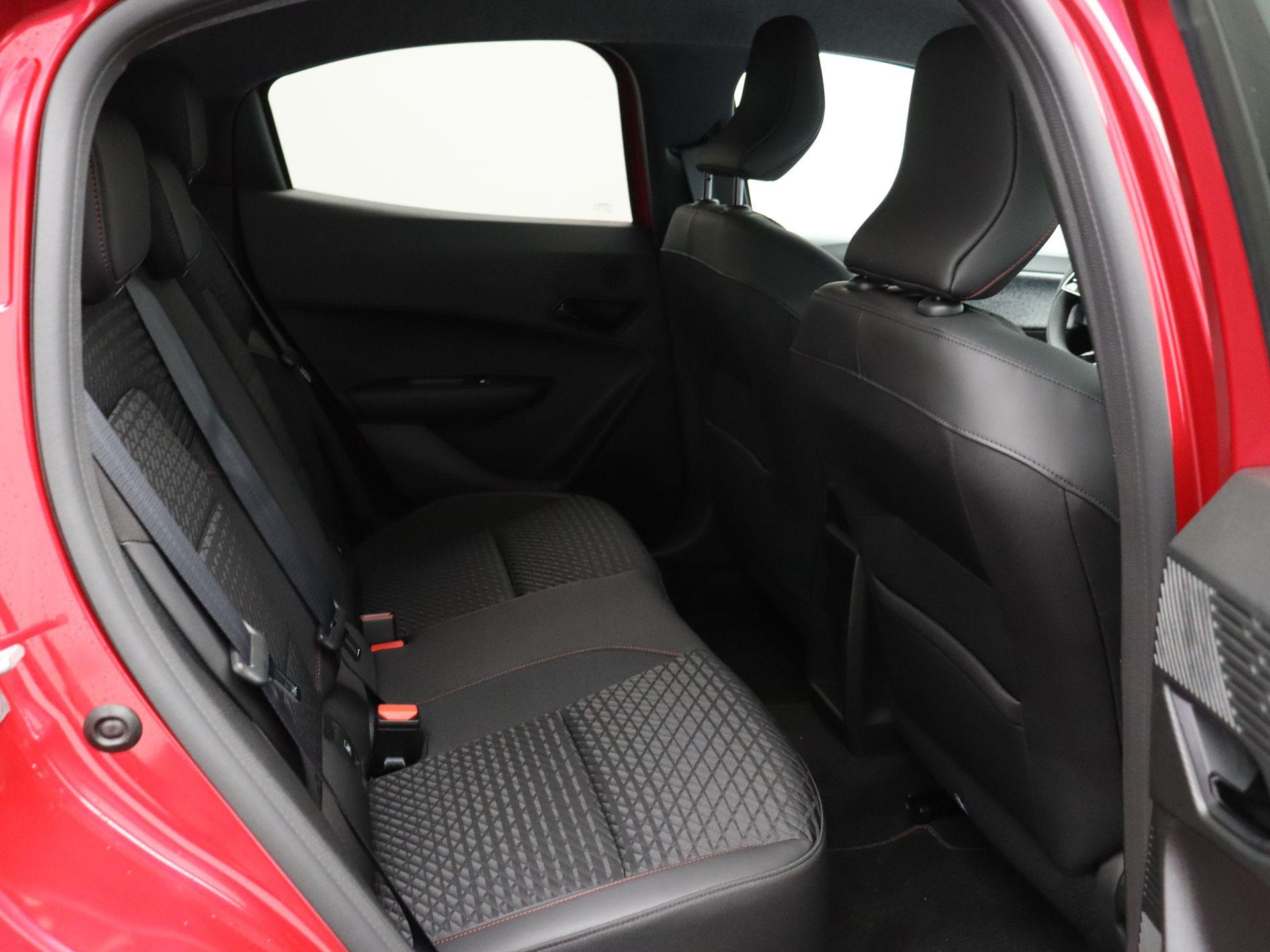 Renault Clio 1.8 Hybrid 160 techno - Afbeelding 9