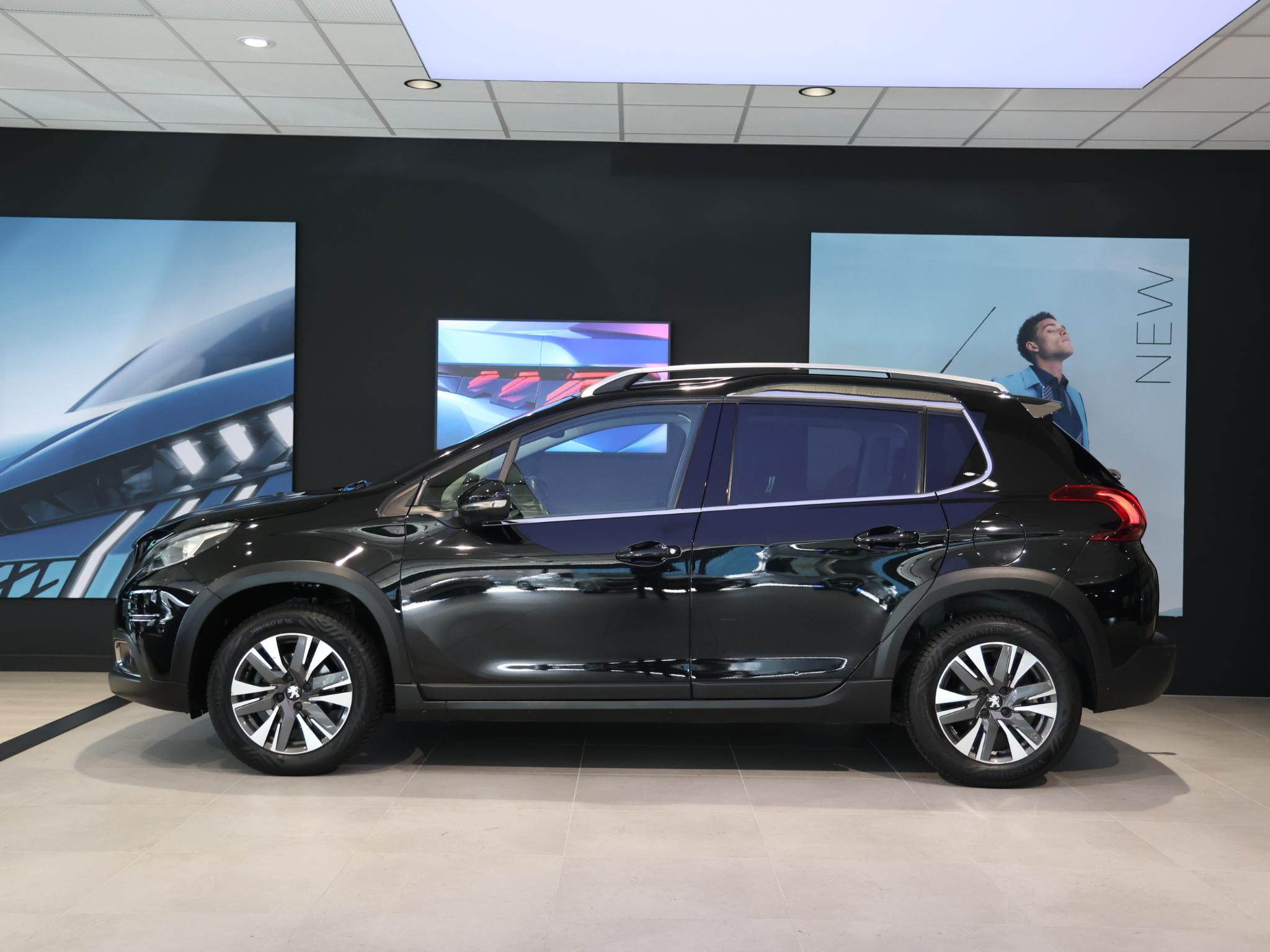 Peugeot 2008 SUV Allure 110 pk Automaat - Afbeelding 2