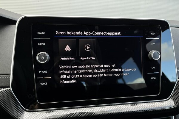 Apple Carplay/Android Auto