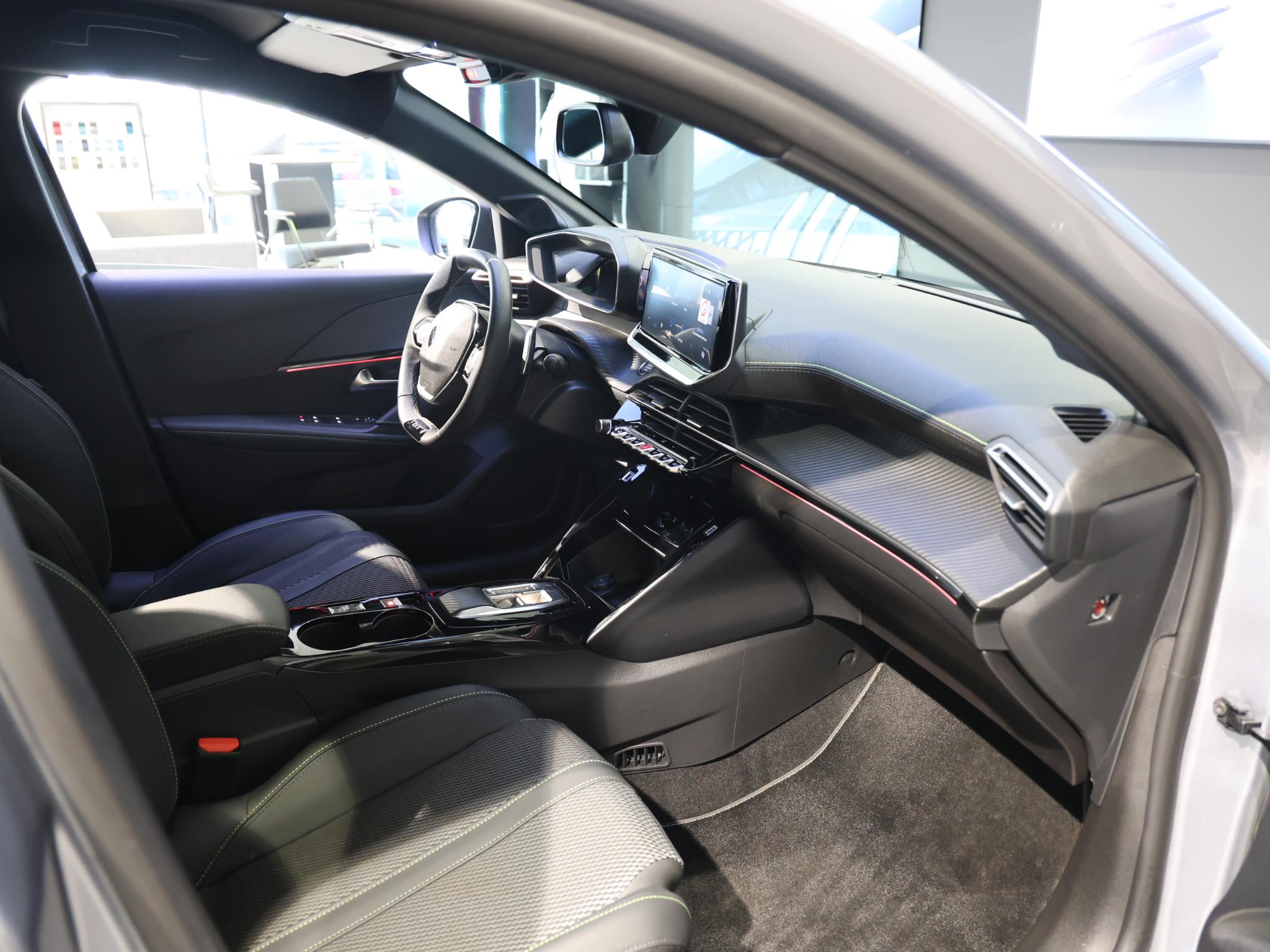 Peugeot 208 GT Hybrid 145 pk Automaat - Afbeelding 5